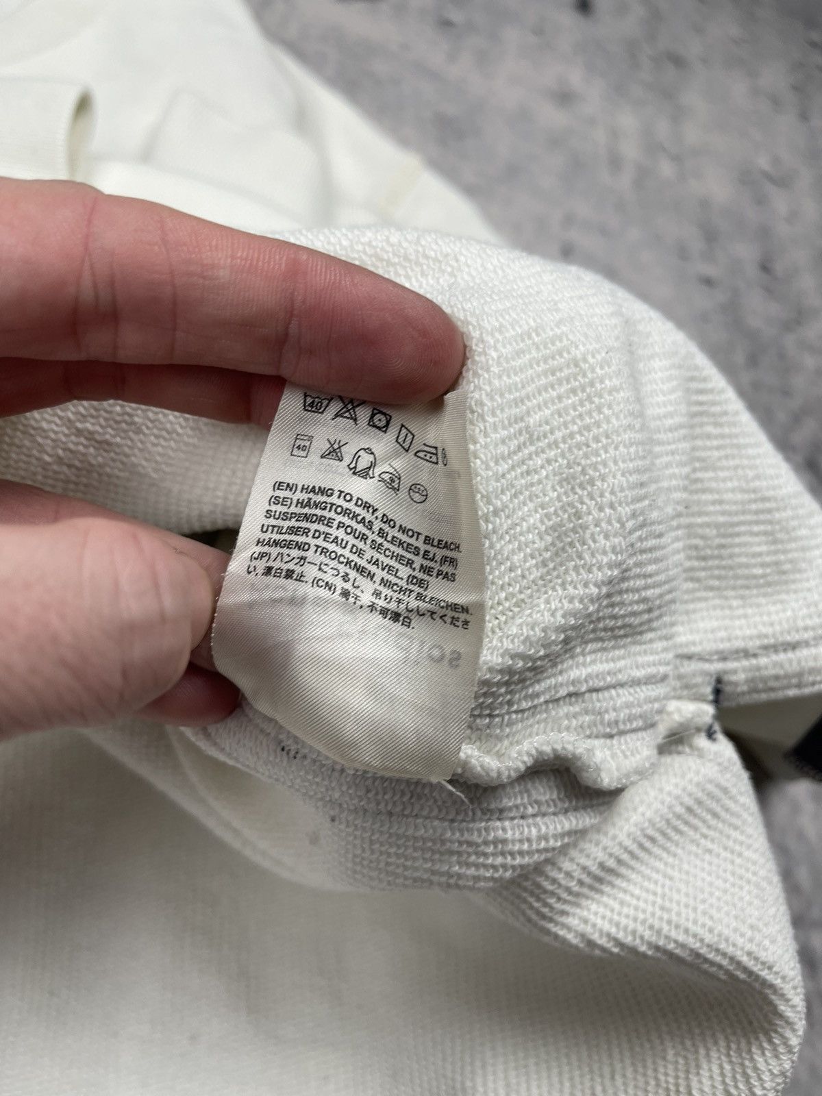 Acne Studios Acne Studios rare sweatshirt crew neck luxury Size US S / EU 44-46 / 1 - 7 Thumbnail