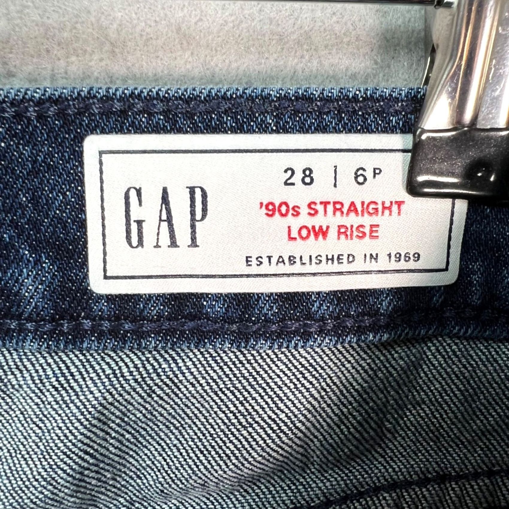 Gap Gap 1969 90s Vintage Jeans Womens Size 28 Regular Dark Wash Straight 5-Pocket Denim Cotton Polyester Blue Mens? Size 28" / US 6 / IT 42 - 3 Thumbnail