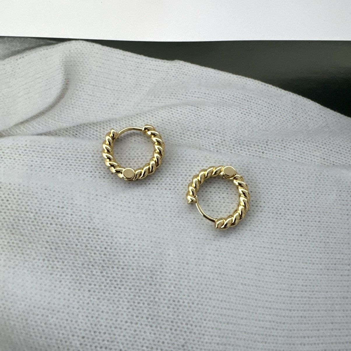 Other 15mm Twist Small Gold Hoop Earrings for Women Size ONE SIZE - 3 Thumbnail