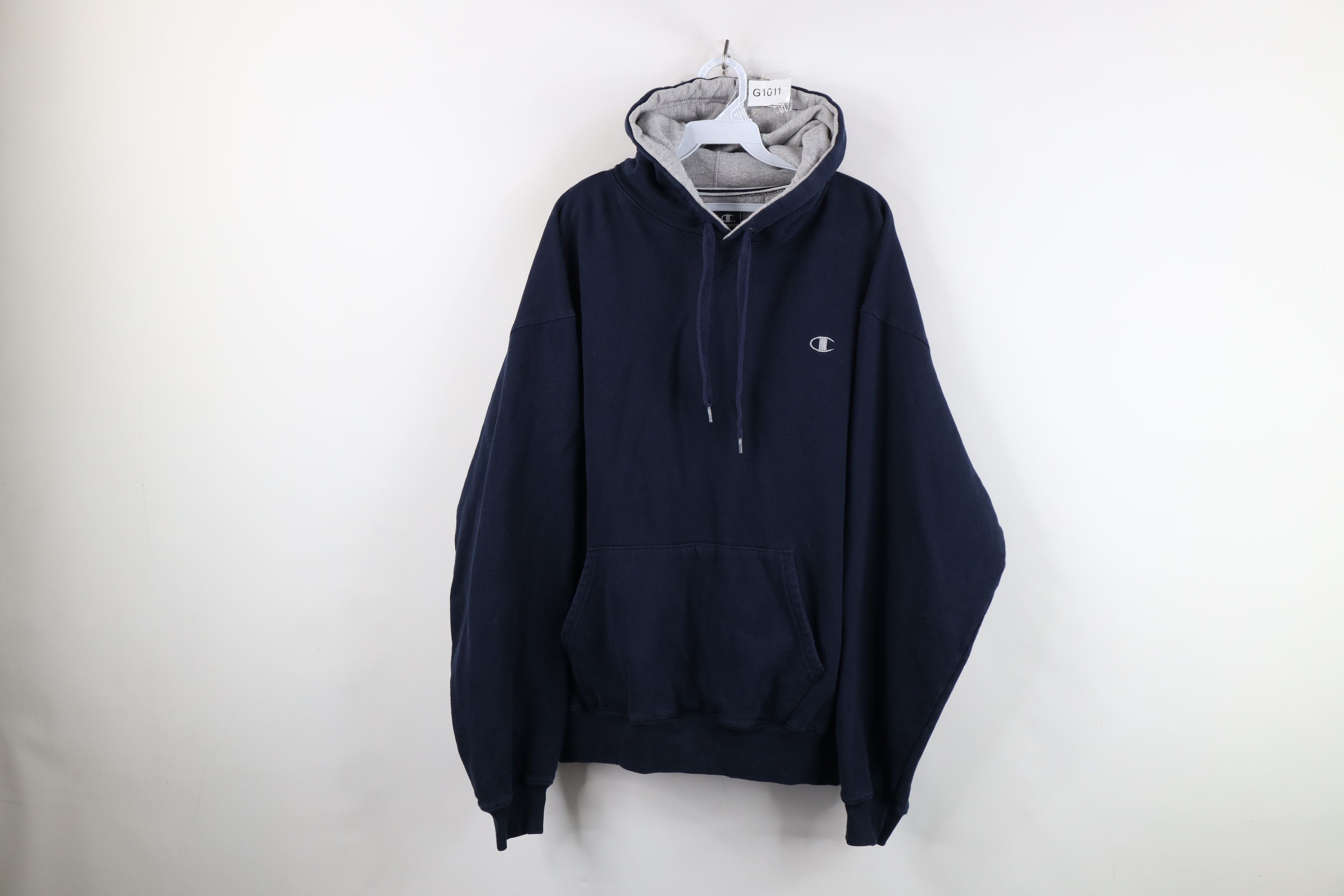 Champion Vintage Champion Heavyweight Hoodie Sweatshirt Navy Blue Size US XL / EU 56 / 4 - 1 Thumbnail