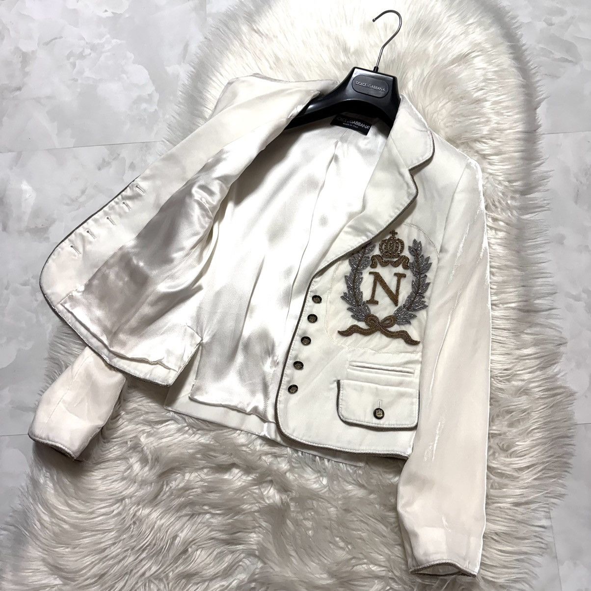 Dolce & Gabbana runway Dolce & Gabbana N crown decoration velvet jacket Size XS / US 0-2 / IT 36-38 - 8 Thumbnail