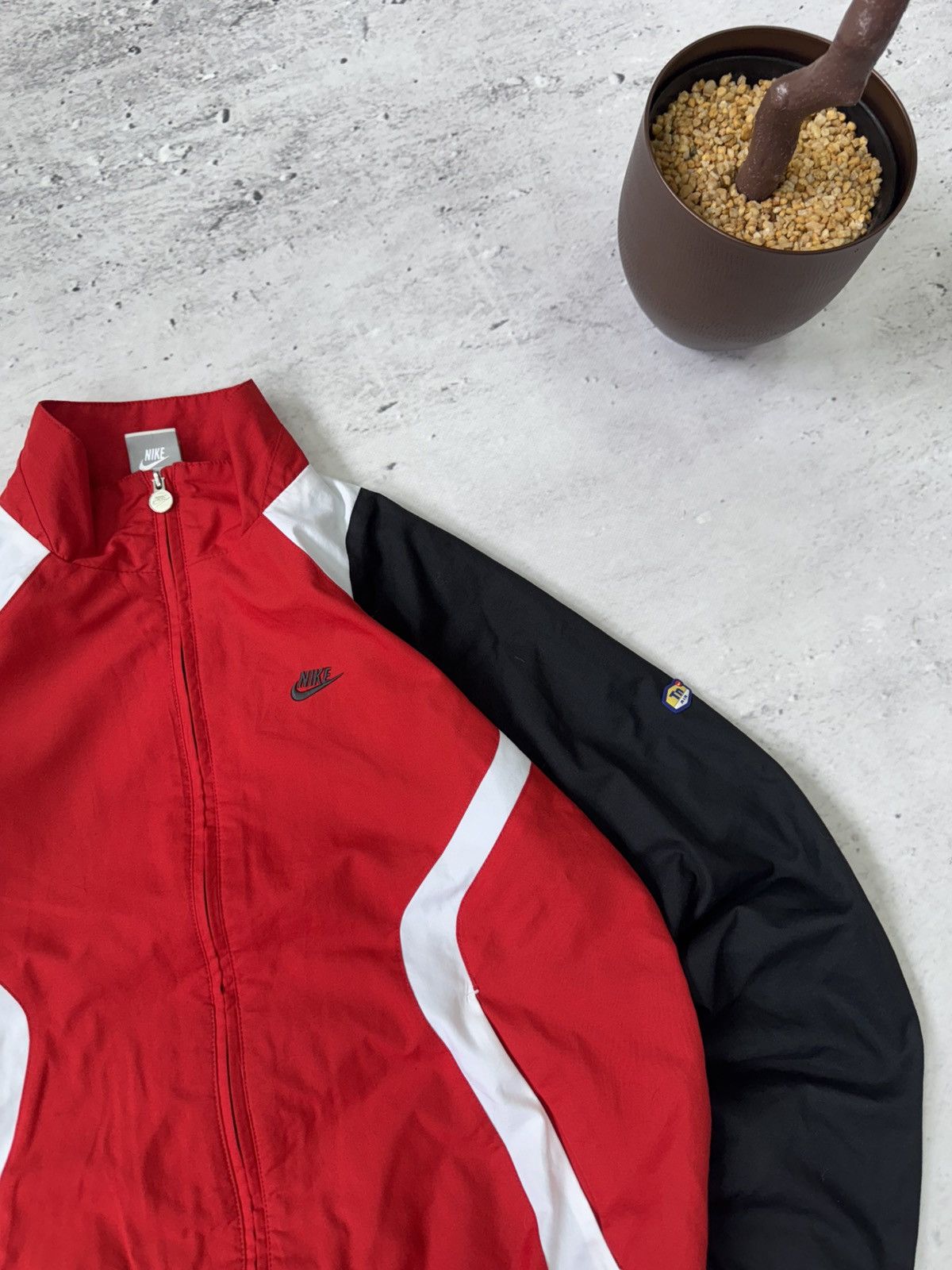 Nike × Vintage NIKE TN PLUS VINTAGE BASIC LOGO OVERSIZE BAGGY LIGHT JACKET Size US S / EU 44-46 / 1 - 3 Thumbnail