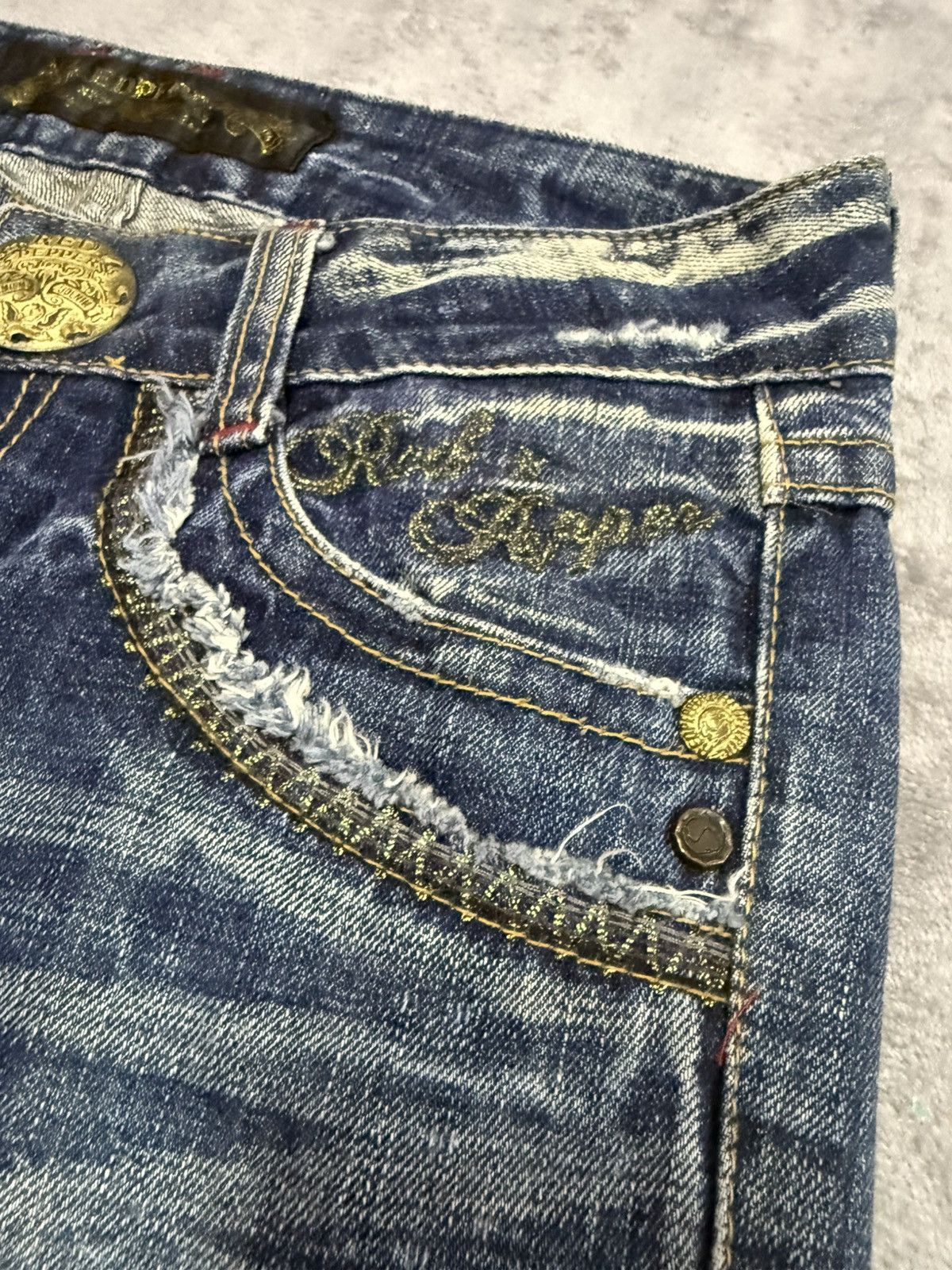 Japanese Brand × Vintage Red Pepper Japan Embellished Studded Shadow Wash Flare Jeans Size US 28 / EU 44 - 17 Thumbnail