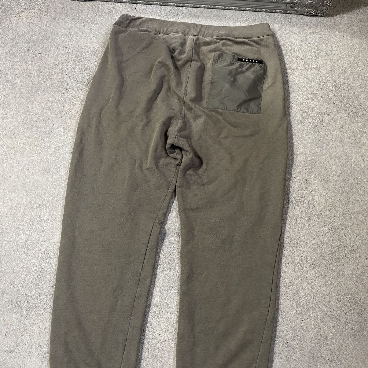 Prada Prada Sweatpants Black Tab Logo Size US 32 / EU 48 - 2 Thumbnail
