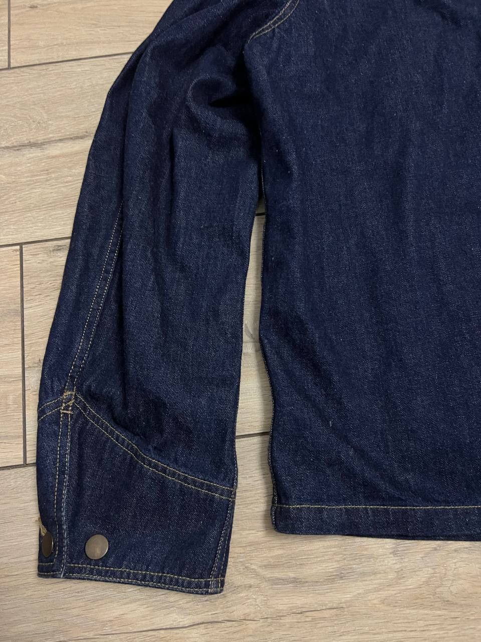 Uniqlo Uniqlo U Denim Work Wear Jacket Shirt sz L Front Pockets Size US L / EU 52-54 / 3 - 2 Thumbnail