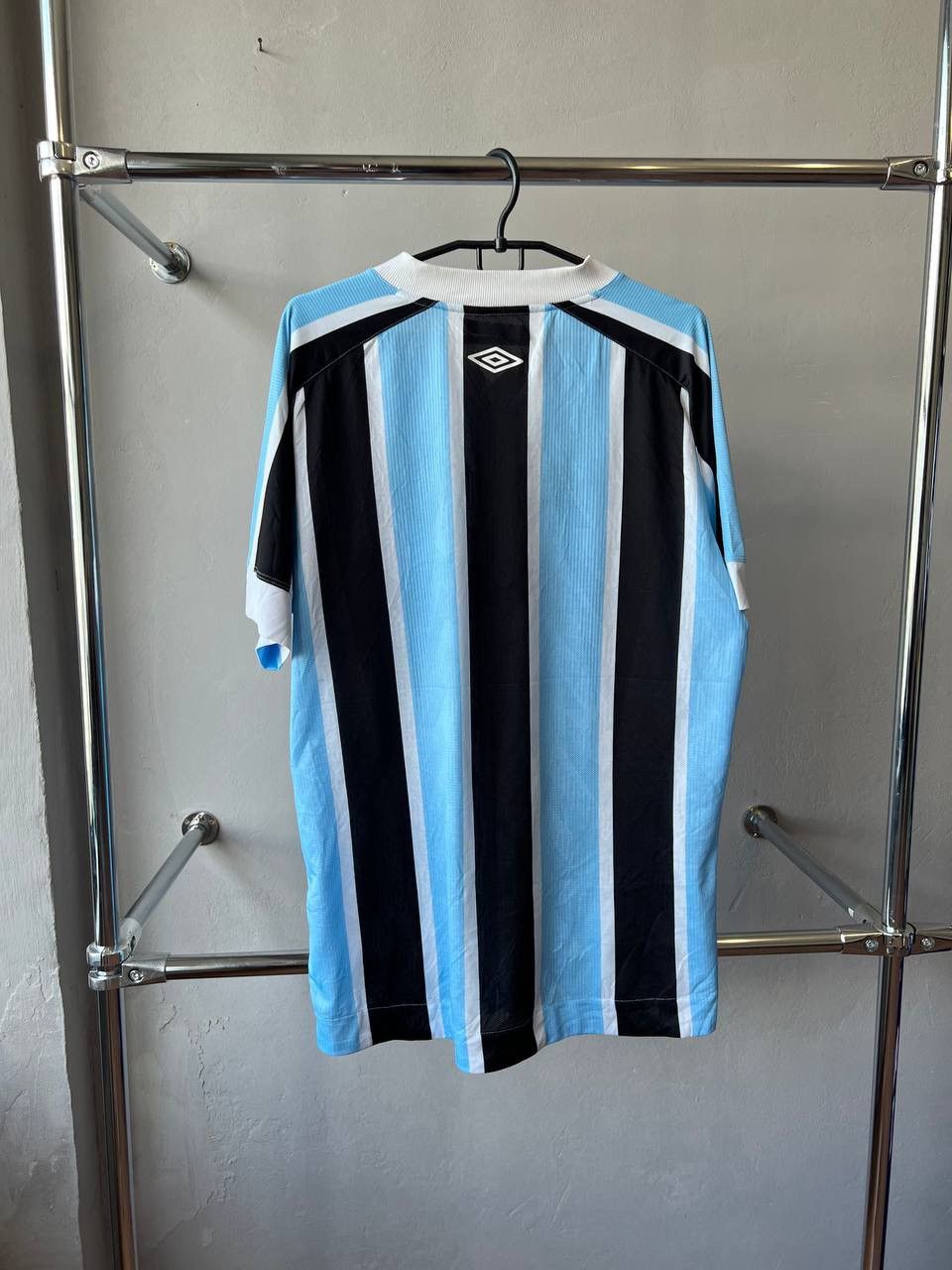 Umbro 2021/22 GREMIO FC HOME RARE SOCCER JERSEY SHIRT UMBRO SZ XL Size US XL / EU 56 / 4 - 17 Thumbnail