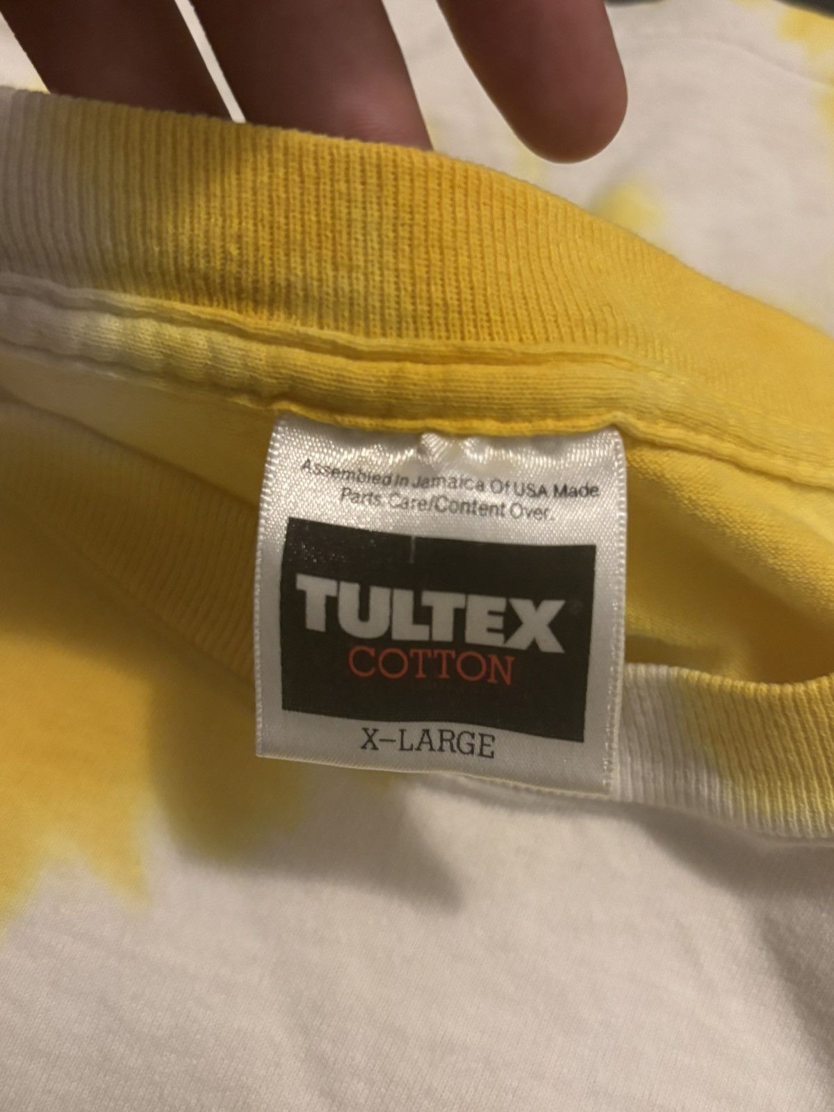 Tultex Vintage Tweety 90’s shirt Size US XL / EU 56 / 4 - 4 Thumbnail