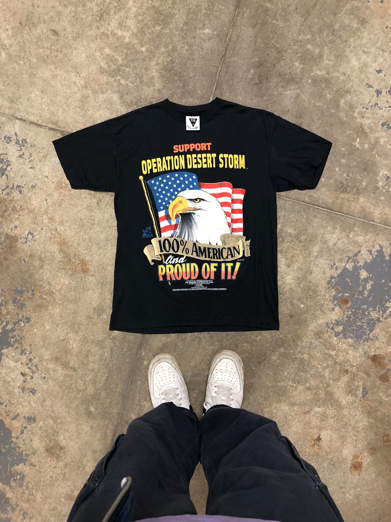 Vintage Vintage 1991 Operation Desert Storm US Military T-Shirt Size US L / EU 52-54 / 3 - 3 Thumbnail