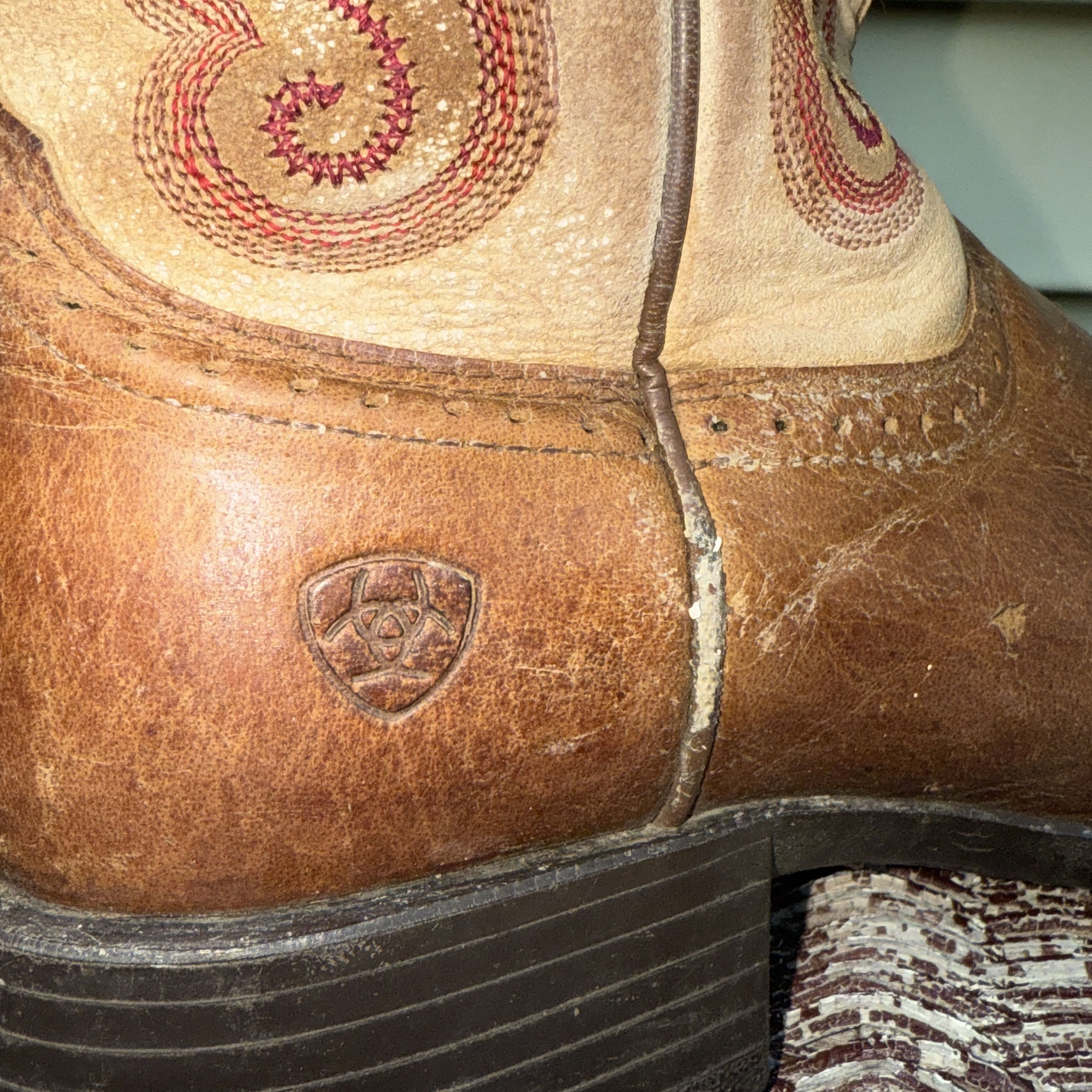 Ariat Ariat Tan and Cream Leather Western Boots Size US 7.5 / IT 37.5 - 4 Thumbnail