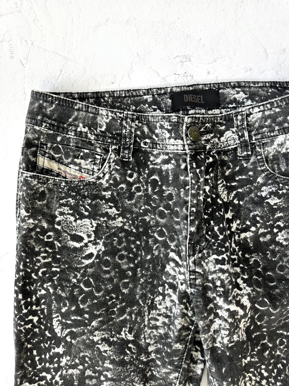 Diesel × Vintage Y2K Diesel Vintage Printed Women’s Jeans Pants Size 28" / US 6 / IT 42 - 5 Thumbnail