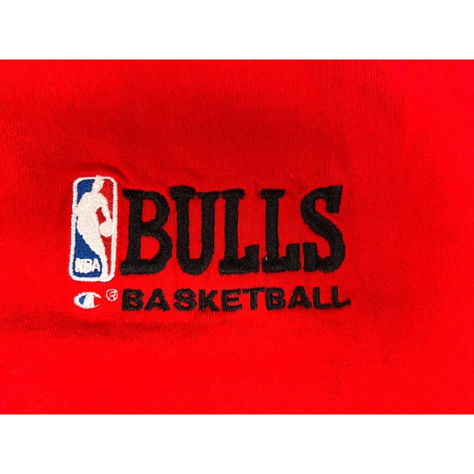 Champion VINTAGE Champion Chicago Bulls NBA T-Shirt Mens XXL Red 90s USA Cotton Short Sleeve Crew Neck Size US XXL / EU 58 / 5 - 6 Thumbnail