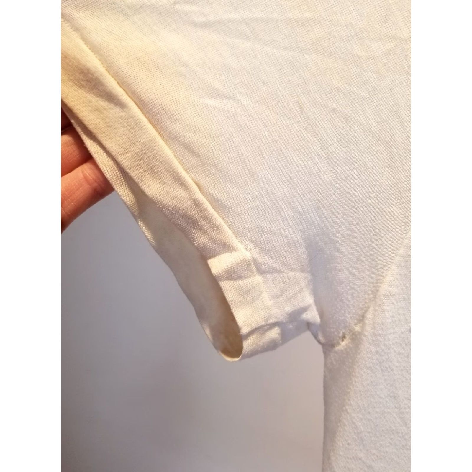 Vintage VINTAGE Unbranded WHITE Burn Out WIP SUPER PAPER THIN FADED T-SHIRT SZ M Shirt Mens Size US M / EU 48-50 / 2 - 7 Thumbnail