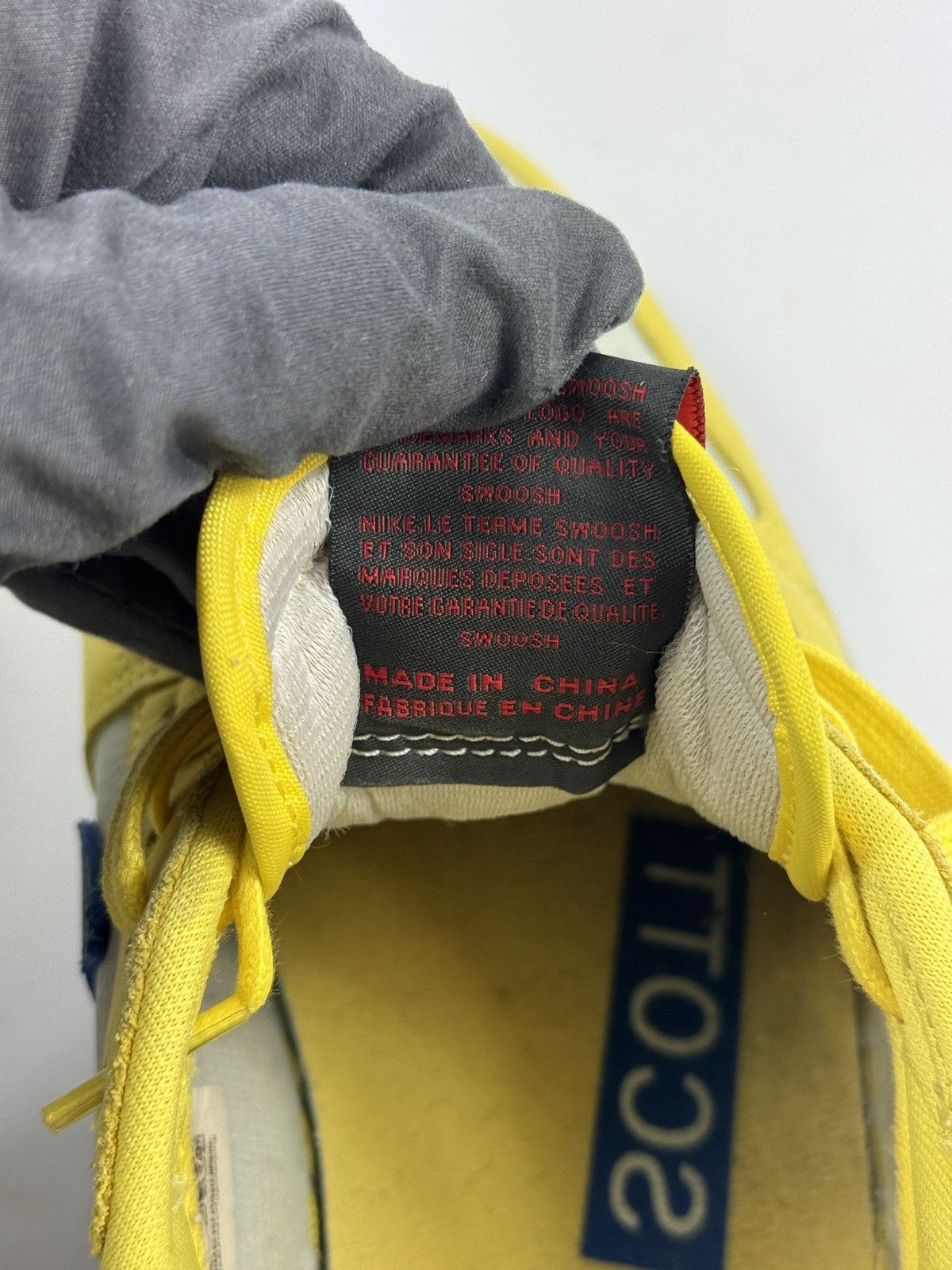 Nike x TRAVIS SCOTT JORDAN 1 LOW OG SP Size US 10 / EU 43 - 9 Thumbnail