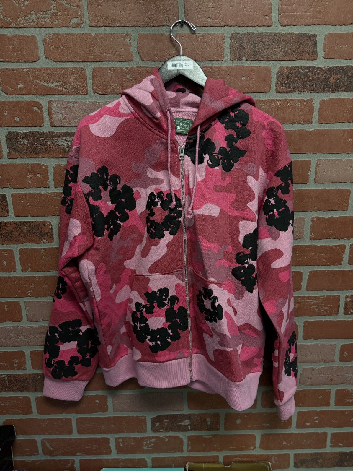 DENIM TEARS Denim Tears Camo Hoodie Size Medium (NEW) Size US M / EU 48-50 / 2 - 1 Thumbnail