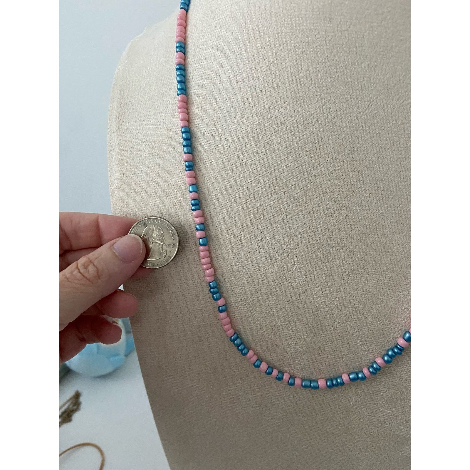 Handmade blue and pink beaded necklace Size ONE SIZE - 2 Thumbnail