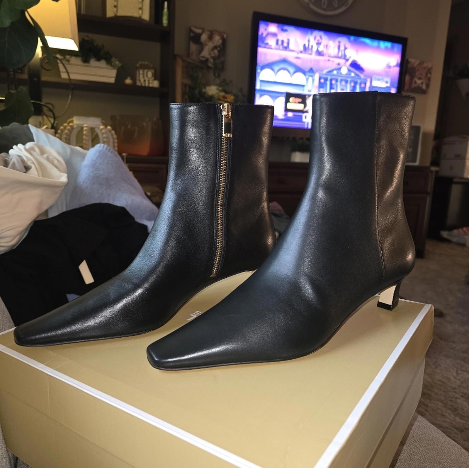 Michael Kors Michael Kors Cosmo Leather Kitten Boot Size US 8.5 / IT 38.5 - 4 Thumbnail
