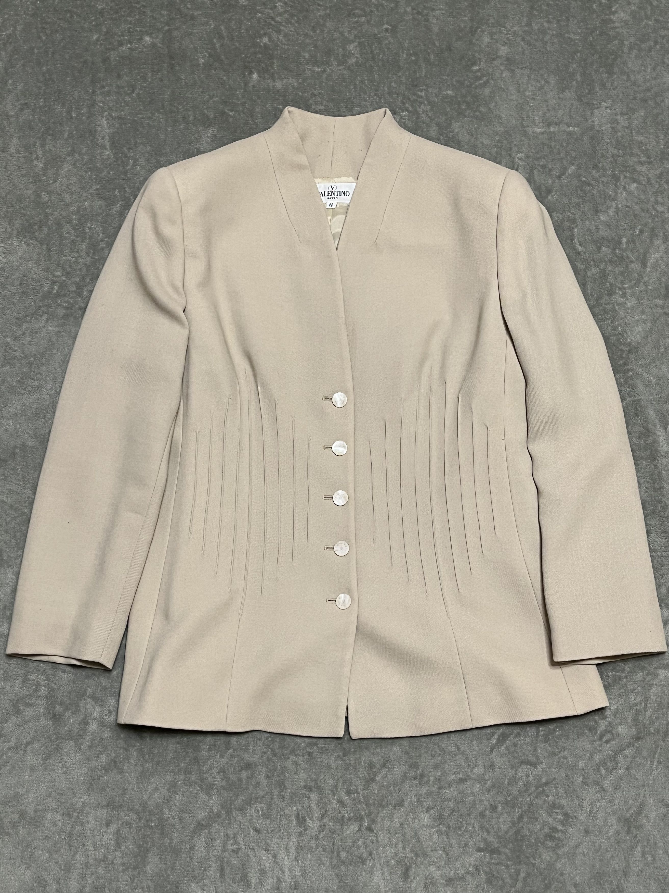 Valentino Vintage Women's Valentino Miss V Blazer Made in Italy sz 48 Size L / US 10 / IT 46 - 1 Thumbnail