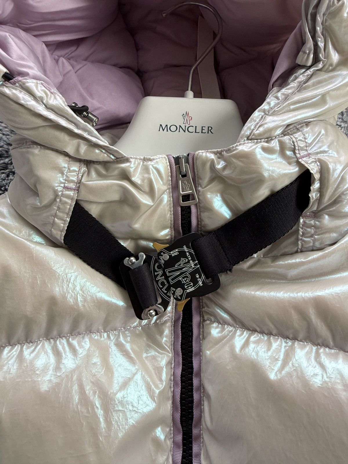 1017 ALYX 9SM × Moncler Moncler x Alyx 9sm Chamoisee Giubbotto Size 00 Size XXS / US 00 / IT 34 - 6 Thumbnail