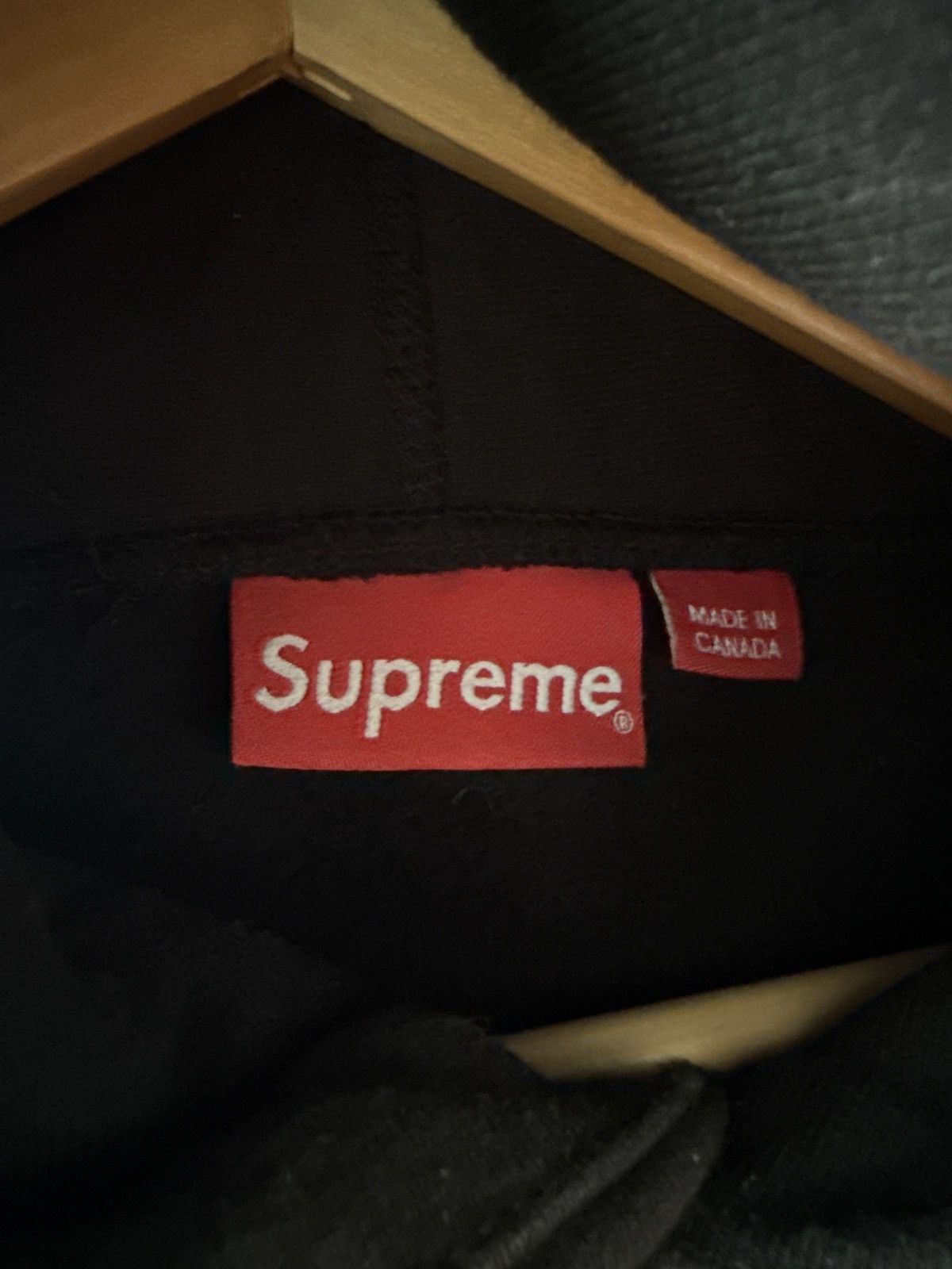 Supreme Supreme Trademark Hooded Sweatshirt FW18 in Black Size M Size US M / EU 48-50 / 2 - 3 Thumbnail