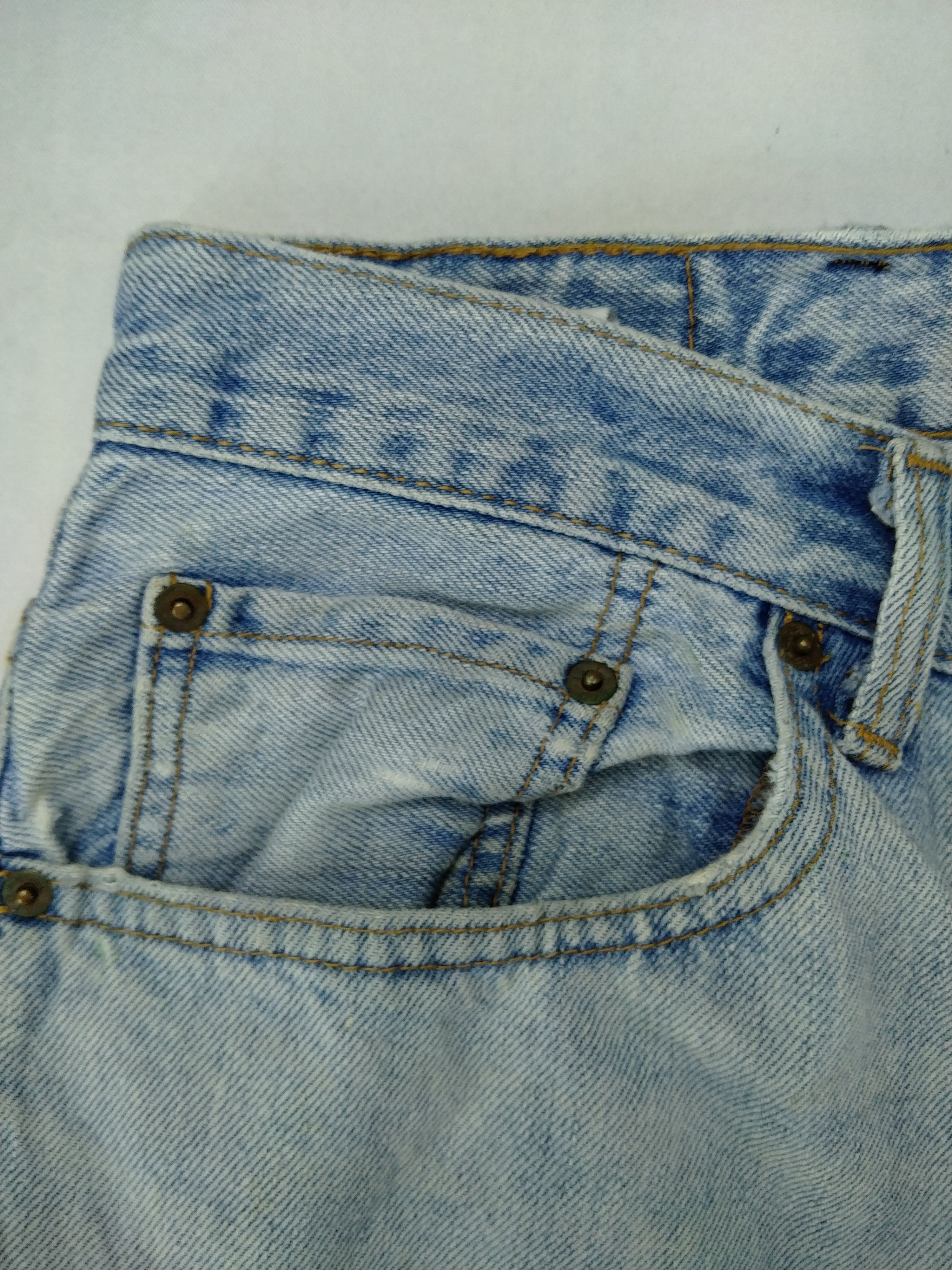 Levi's Vintage Levi's 550 Light Wash Denim 38 x 33 -JN077 Size US 38 / EU 54 - 11 Thumbnail