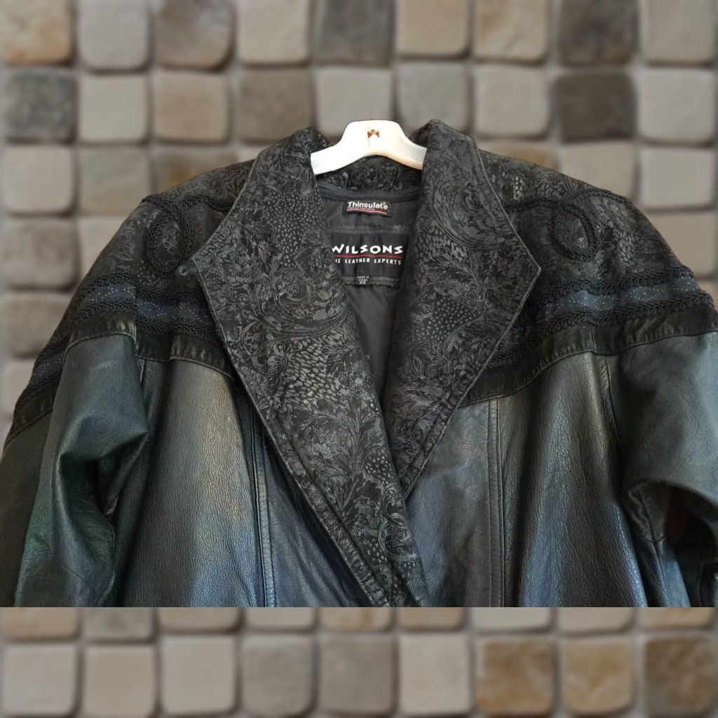 Wilson Wilson Coat Women Long Black Suede Leather X-Small Embroidered Paisley Trench Coat Bohemian Party/Cocktail Vintage: No Mens Womens Girls? Size XS / US 0-2 / IT 36-38 - 1 Thumbnail