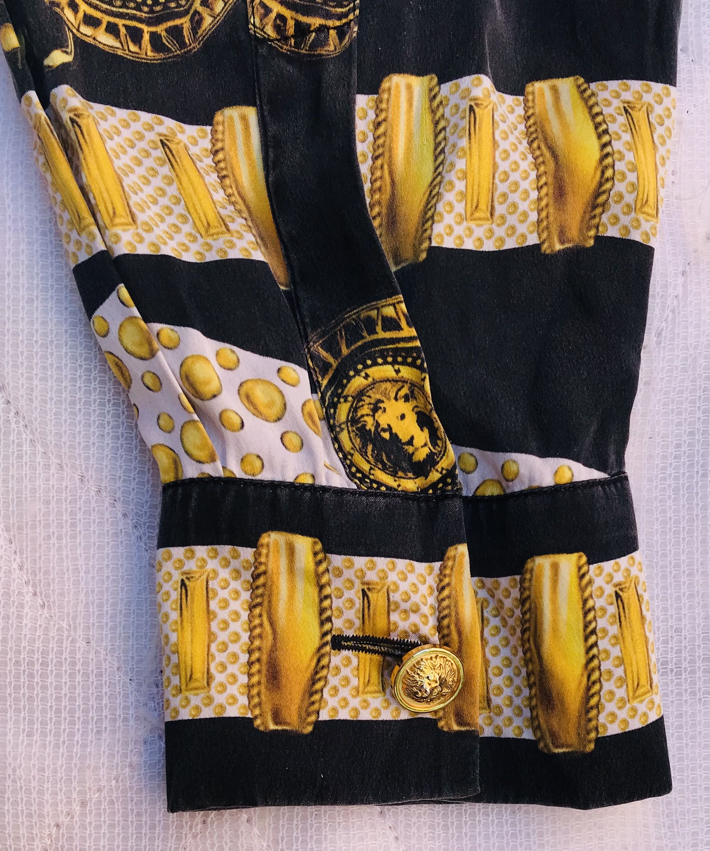 Versace Versus Versace Print Barocco Lion Silk Long Sleeve Button-Up Size S / US 4 / IT 40 - 6 Thumbnail