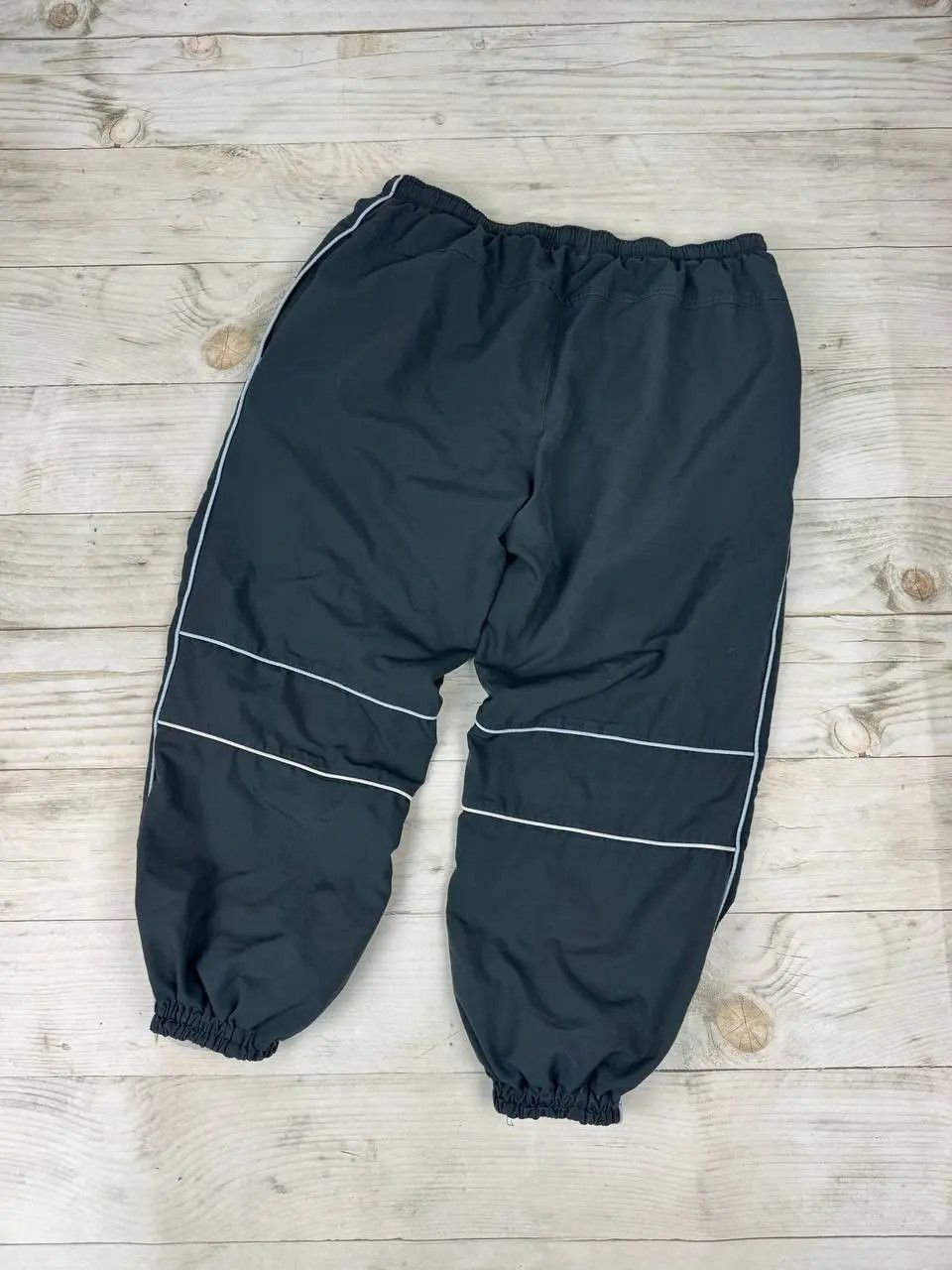 Nike Vintage Nike Track Pants 3/4 Shorts 00s Swoosh Striped Y2K Size US 36 / EU 52 - 14 Thumbnail