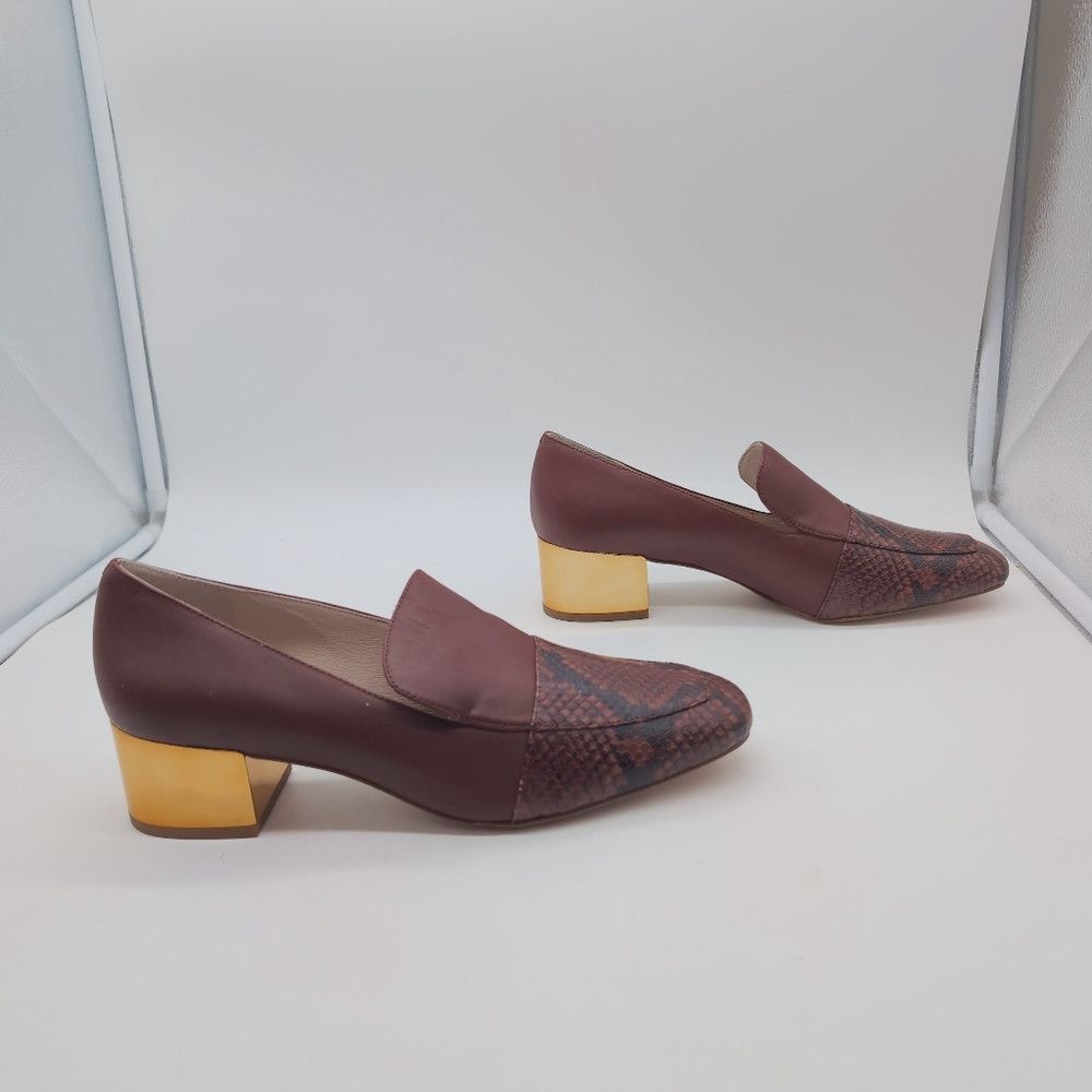 Designer Louise Et Cie Sz 10 Burgundy Snake Toe Loafers with Gold He Size US 10 / IT 40 - 7 Thumbnail