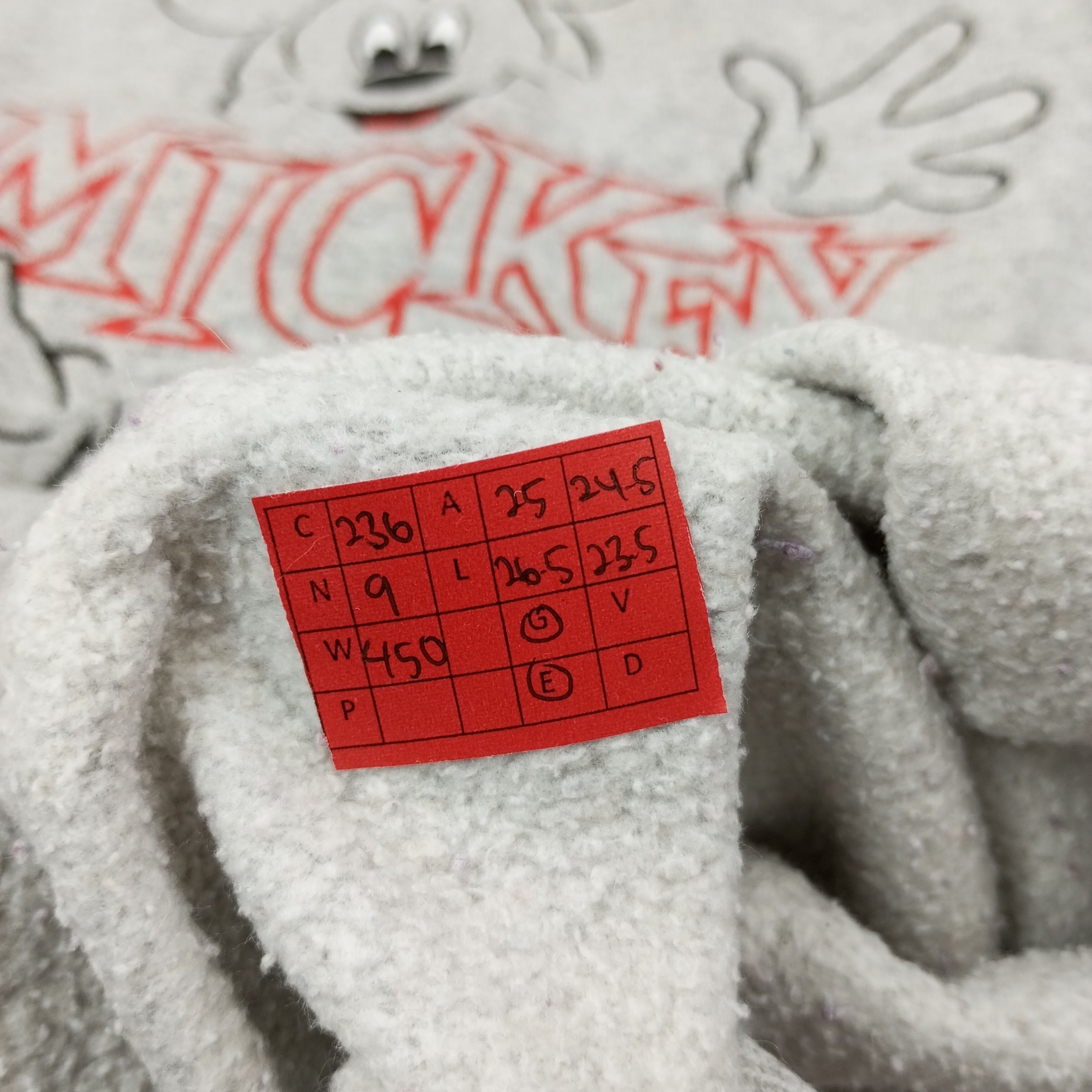 Mickey Mouse Disney Mickey Mouse Vintage Sweatshirt c236n9 Size US XL / EU 56 / 4 - 10 Thumbnail