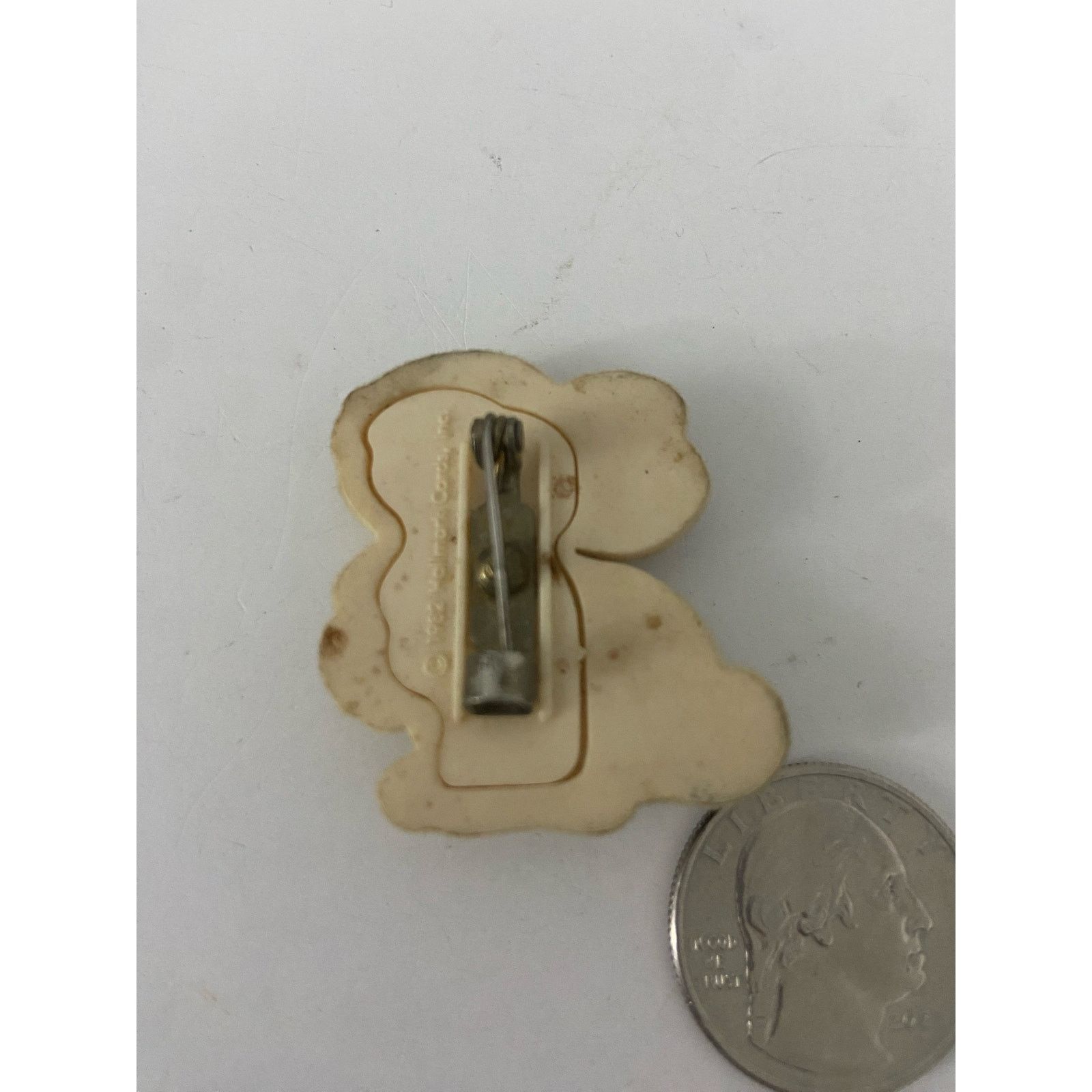 Other bunny pin 80s Size ONE SIZE - 3 Thumbnail