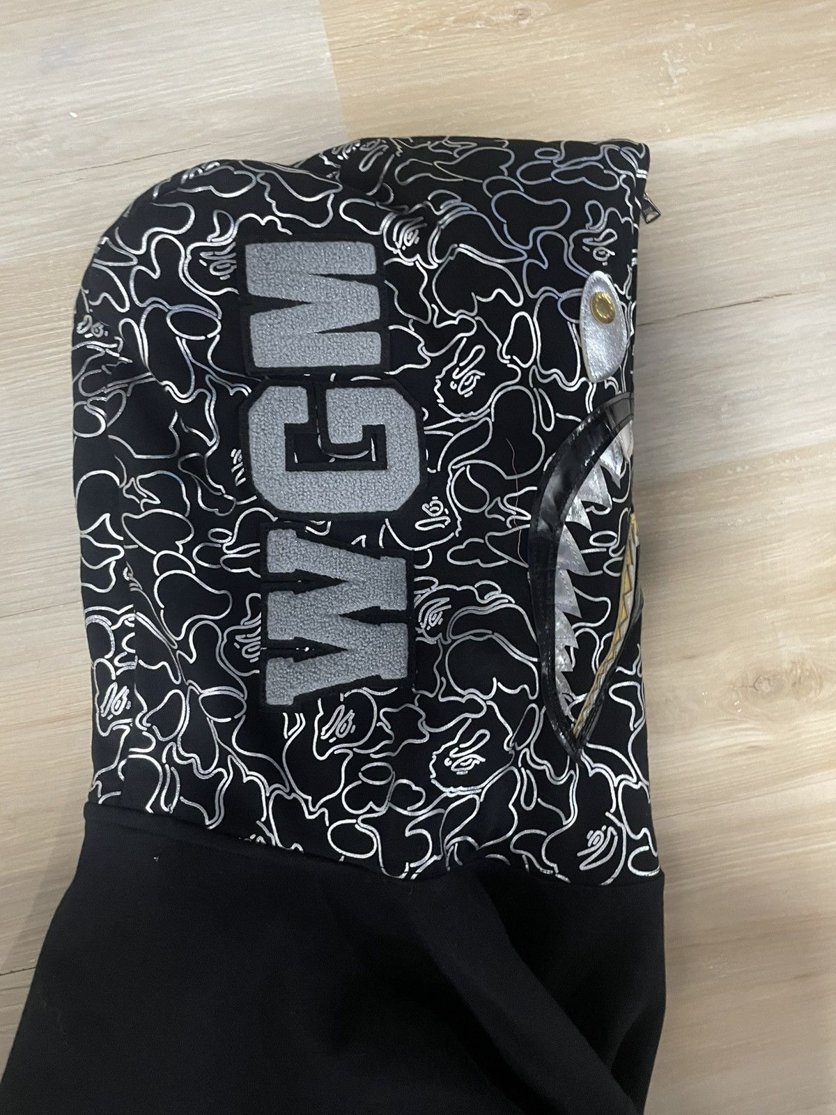 Bape Bape x Hajime Sorayama Shark Full Zip Hoodie Size US XL / EU 56 / 4 - 2 Thumbnail