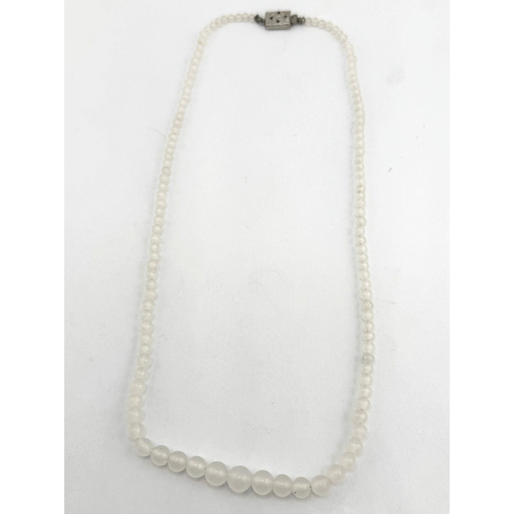 Vintage Vintage Japan white frosted glass beaded necklace Size ONE SIZE - 2 Thumbnail