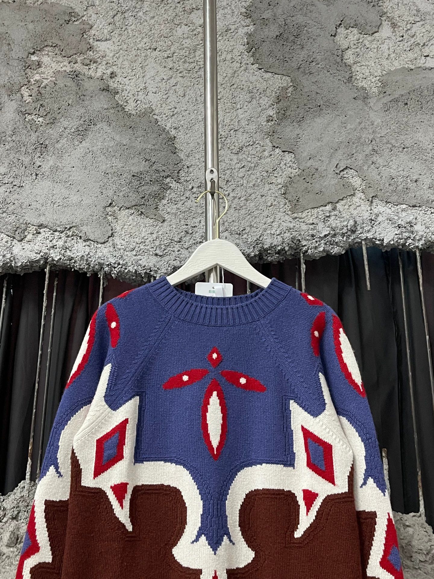Chanel Chanel sweater 34 99 new Size XS / US 0-2 / IT 36-38 - 3 Thumbnail