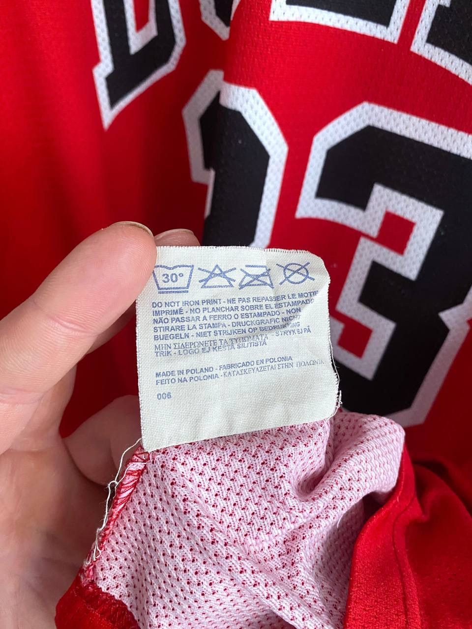 Champion Vintage 90s NBA Basketball Jersey Chicago Bulls #23 JORDAN M Size US M / EU 48-50 / 2 - 18 Thumbnail