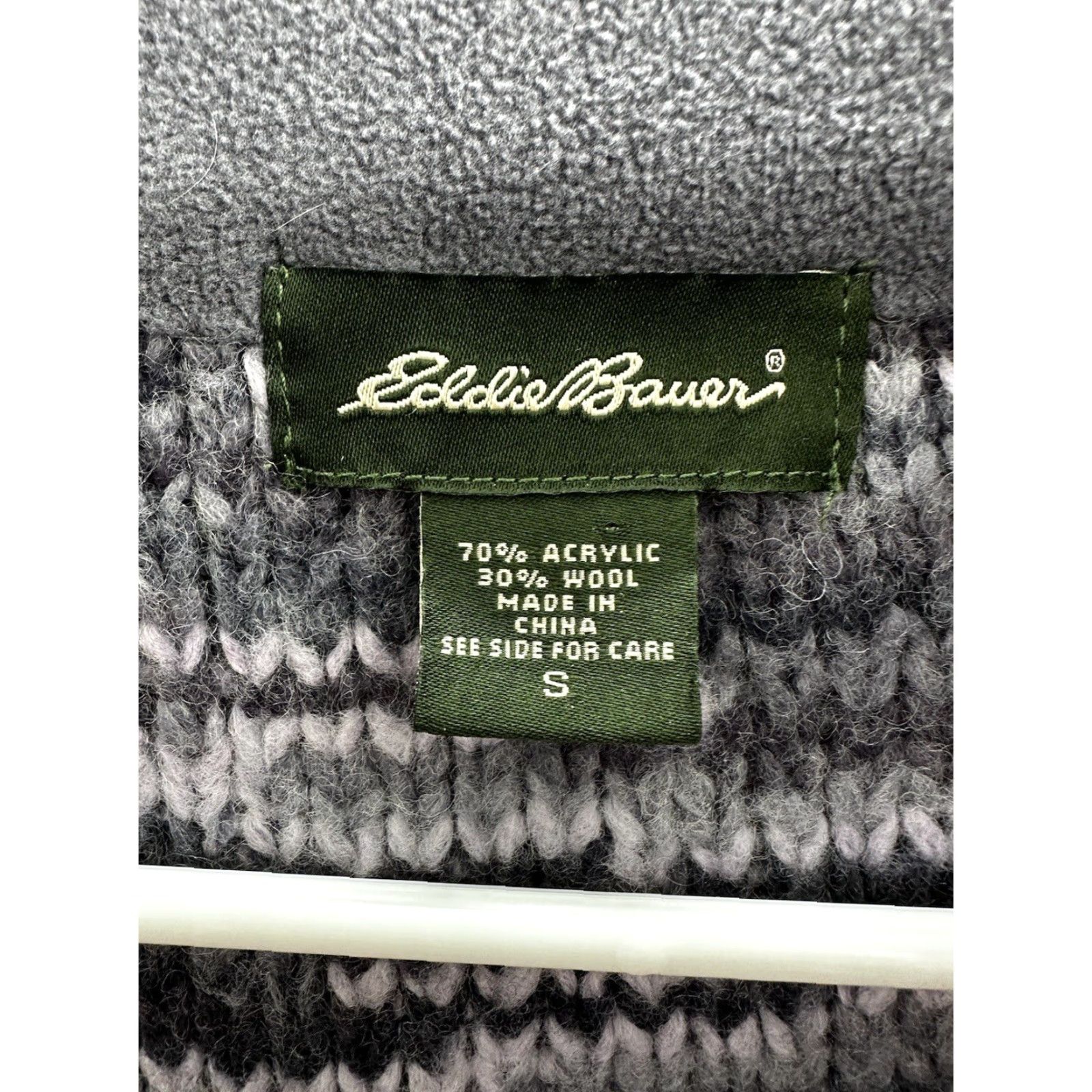 Eddie Bauer Eddie Bauer Womens Sweater Purple Wool Blend Long Sleeve Zip Up Mock Neck Cardigan Small Knit Style: Regular Size S / US 4 / IT 40 - 6 Thumbnail