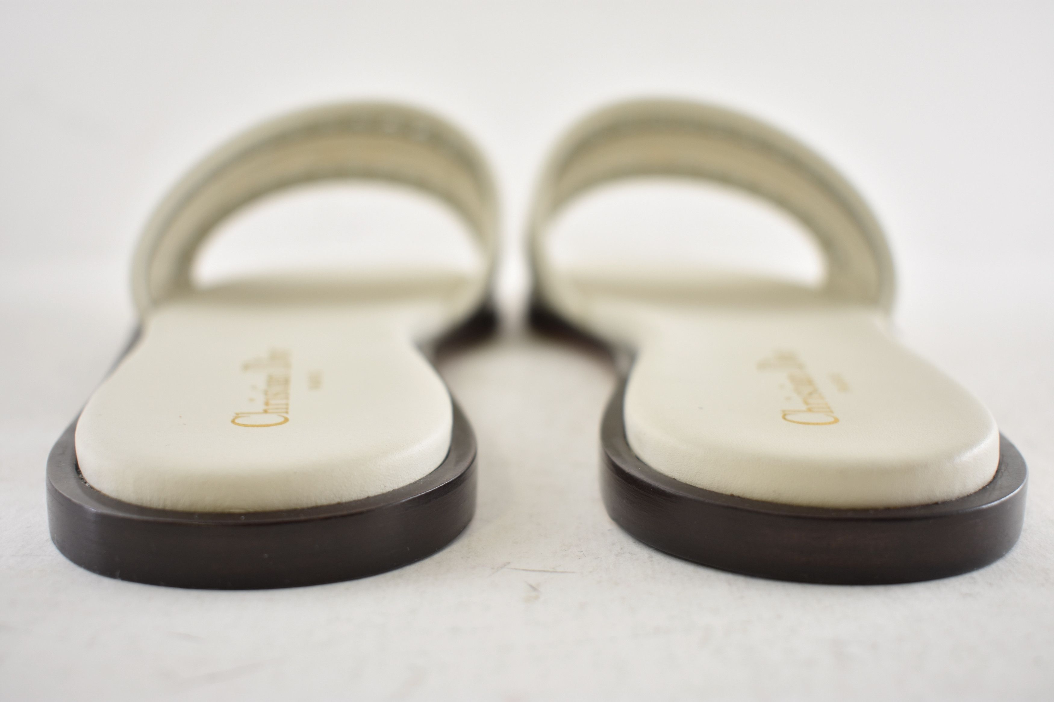 Dior D-Lane Dway Micro Cannage Leather Logo Slide Flat Sandal 39 Size US 9 / IT 39 - 18 Thumbnail