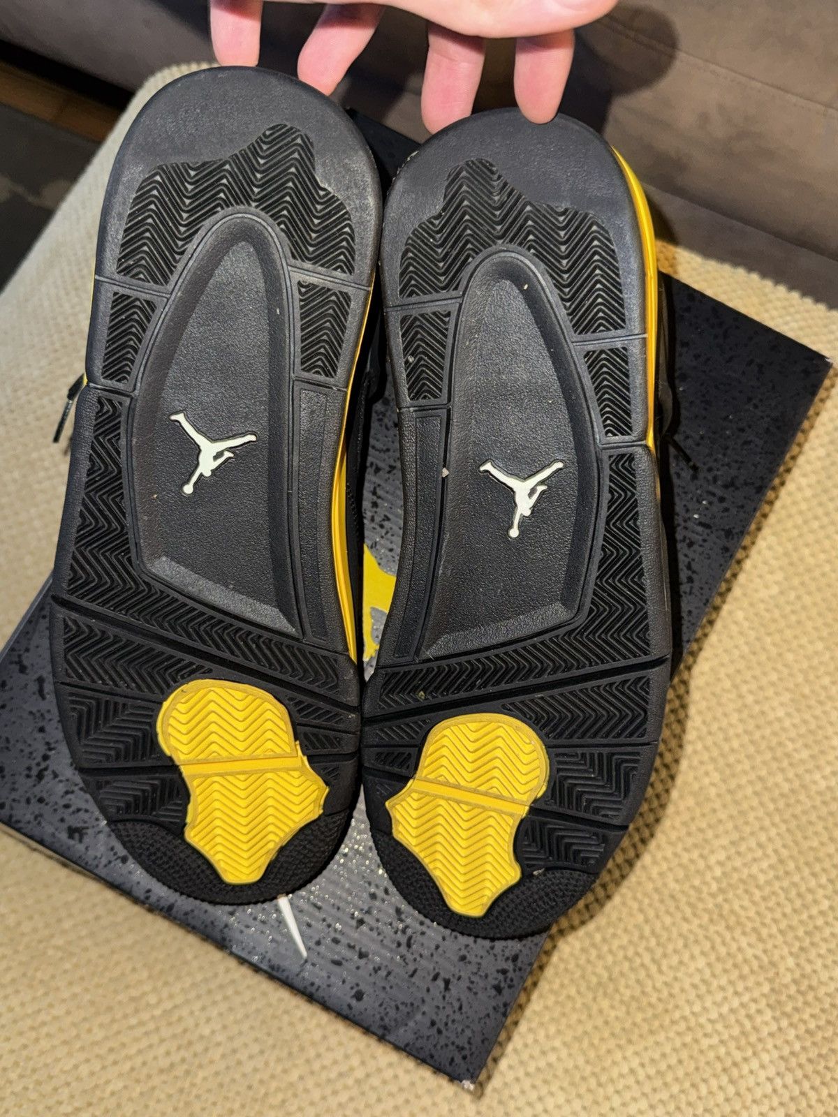 Jordan Brand Jordan 4 “Thunder” 2023 Size US 11.5 / EU 44-45 - 5 Thumbnail