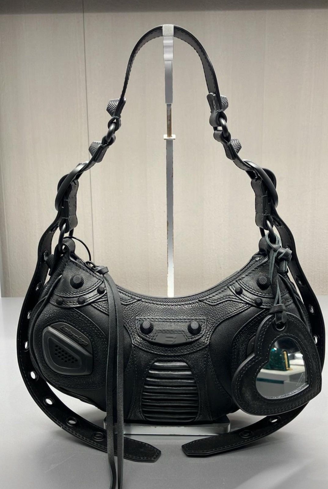 Balenciaga le cagole shoulder bag xs black Size ONE SIZE - 1 Thumbnail