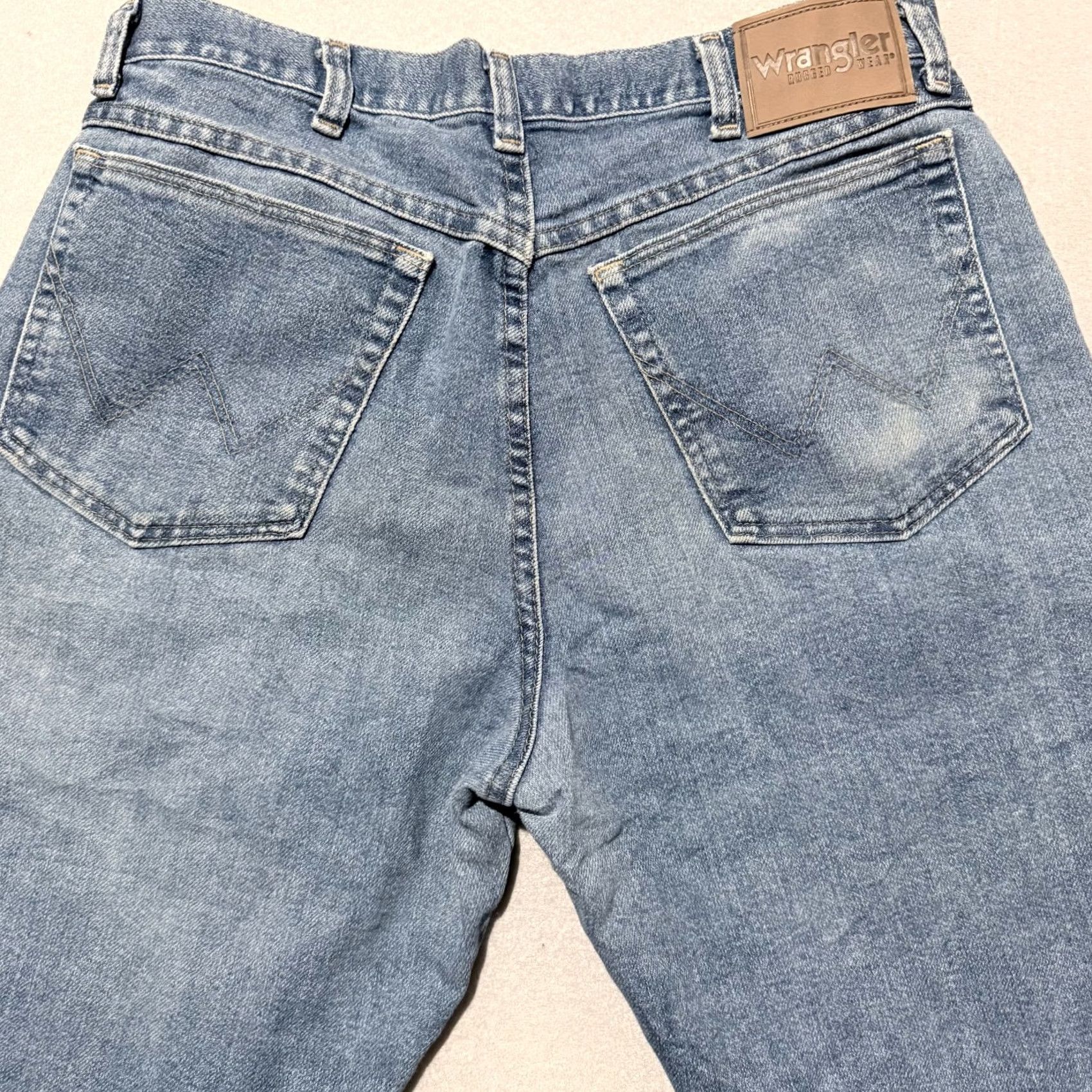 Wrangler Wrangler Jeans Men's Blue Denim Pockets Relaxed Straight 34x30 5-Pocket Design Denim Blue Men Wrangler Rugged Wear Jeans Size US 34 / EU 50 - 4 Thumbnail