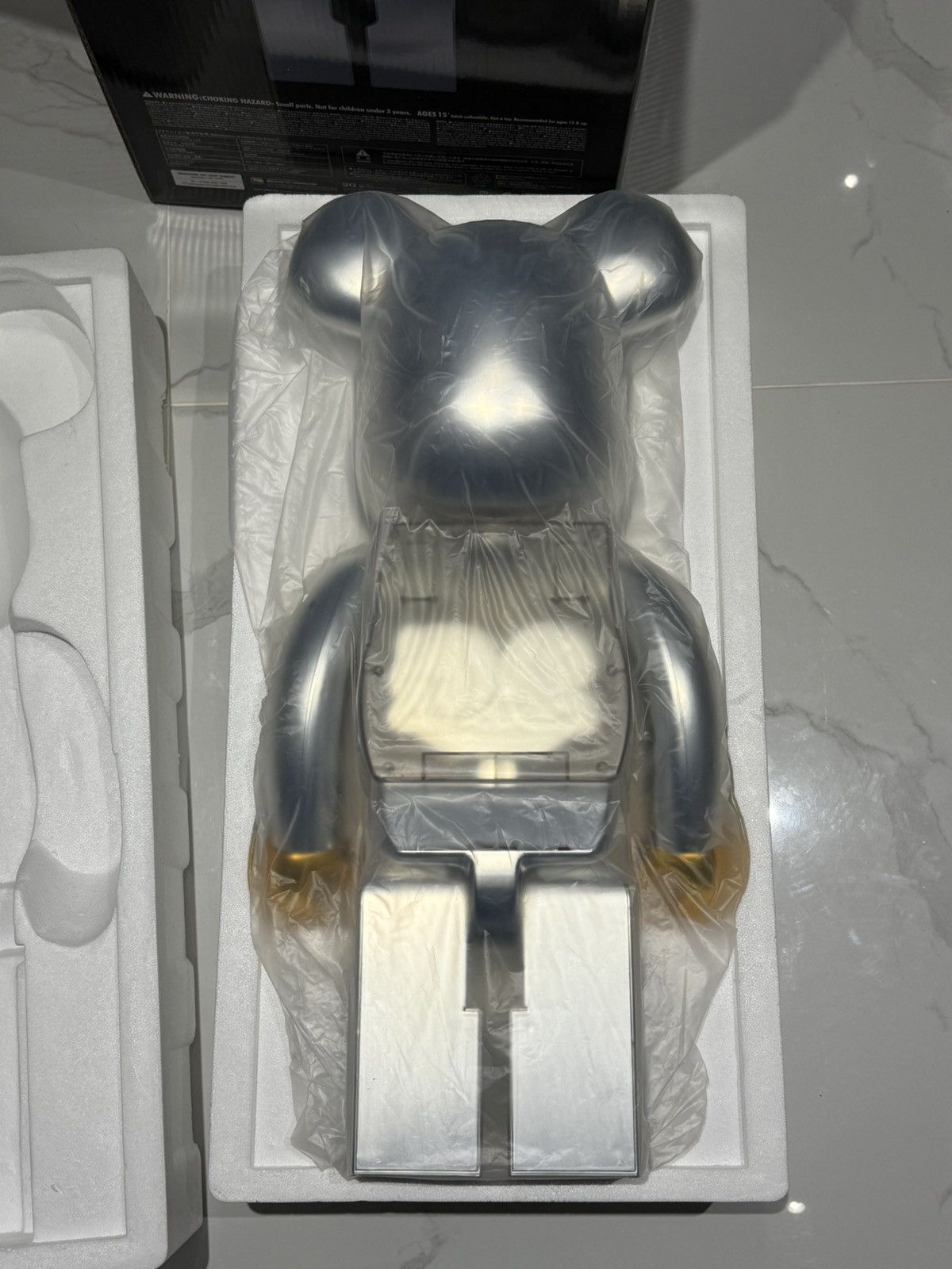 Medicom Toy Bearbrick 2G Light-up 1000% Size ONE SIZE - 3 Thumbnail