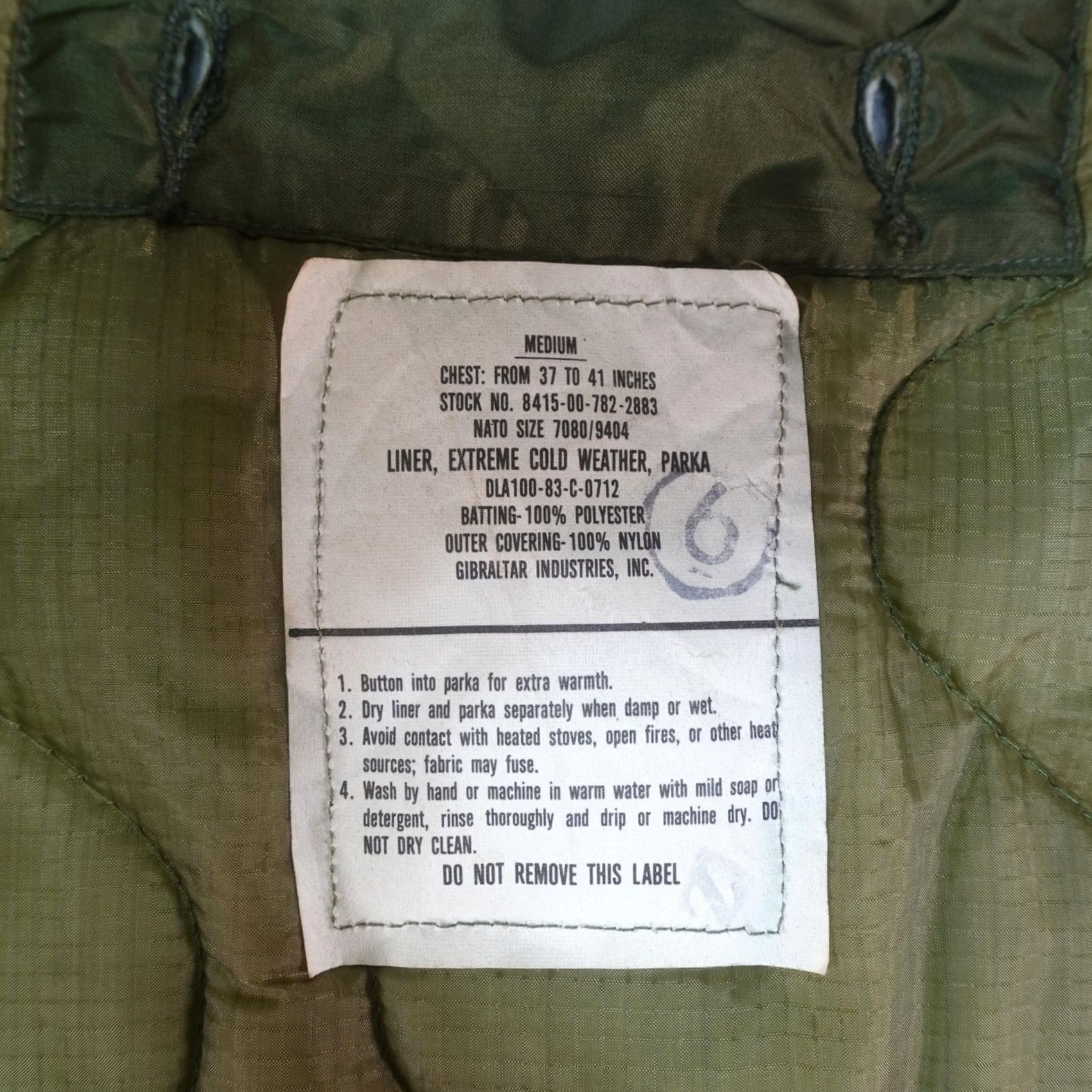 Vintage VINTAGE Gibraltar Industries Liner Extreme Cold Weather Parka Jacket Mens M Green Quilted Insulated Nylon Lined Military Army Style Size US M / EU 48-50 / 2 - 6 Thumbnail