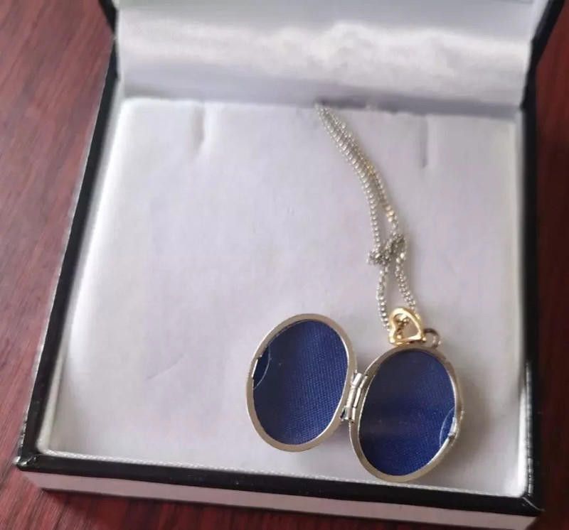 Designer Keepsafe Necklace Stainless Steel /9ct gold Size ONE SIZE - 3 Thumbnail