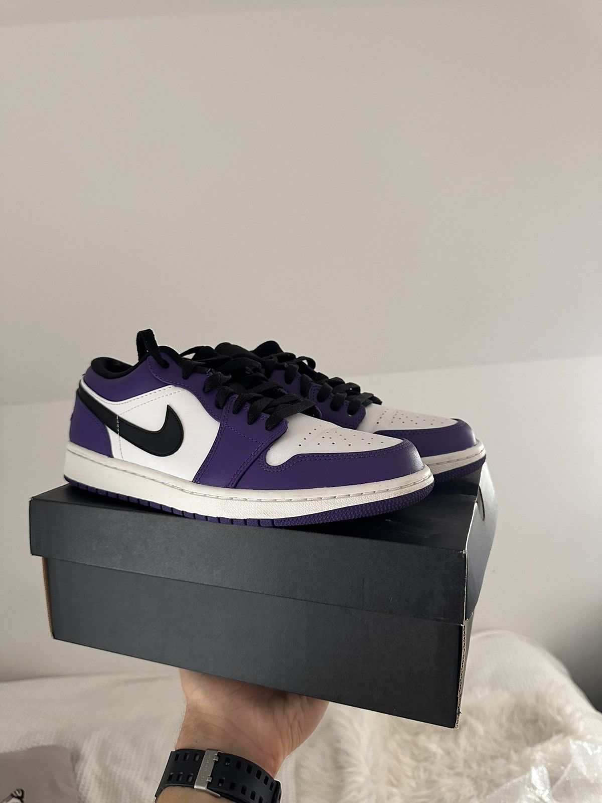 Jordan 1 Low Court Purple
