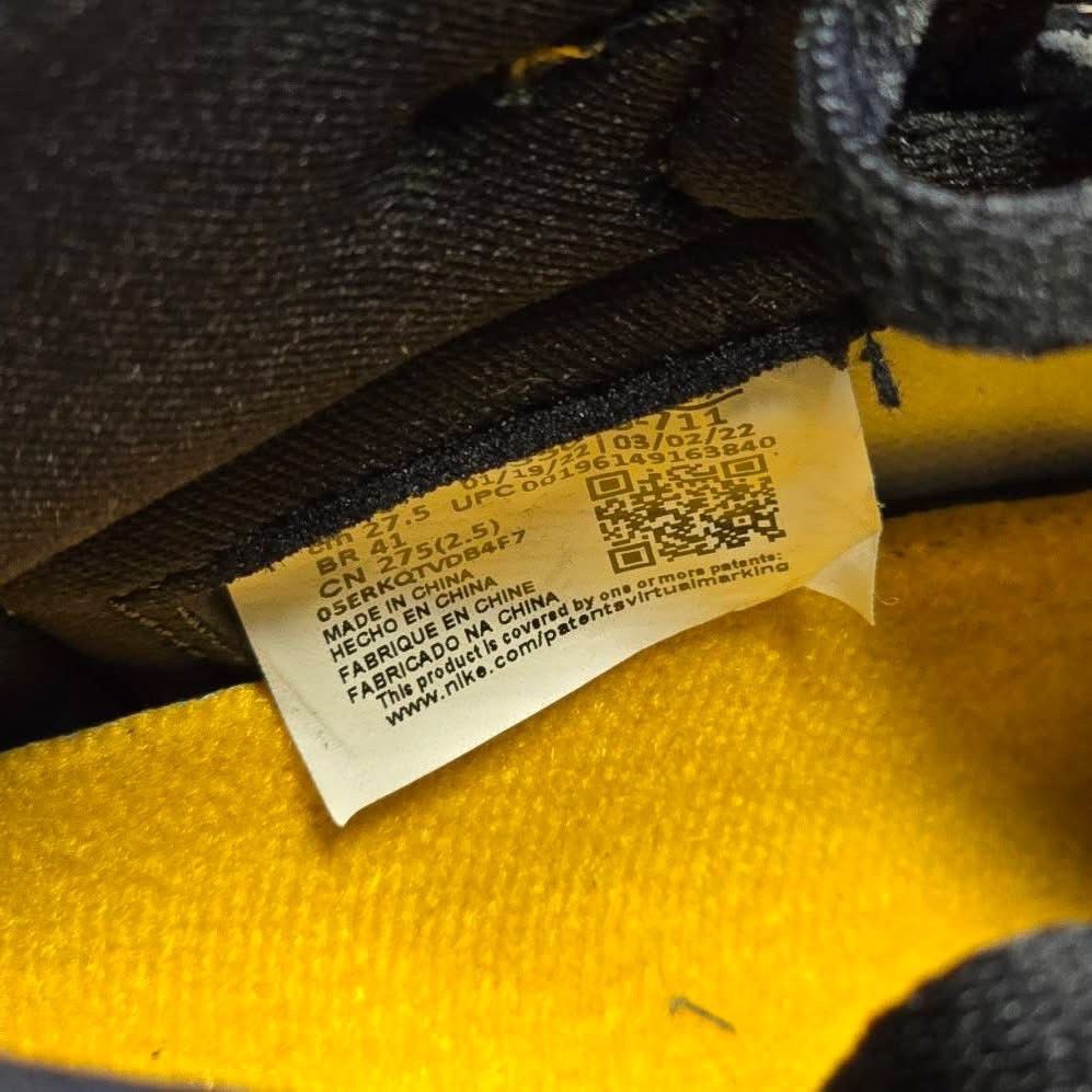 Nike Air Jordan 1 High OG 'Taxi' Size US 9.5 / EU 42-43 - 6 Thumbnail