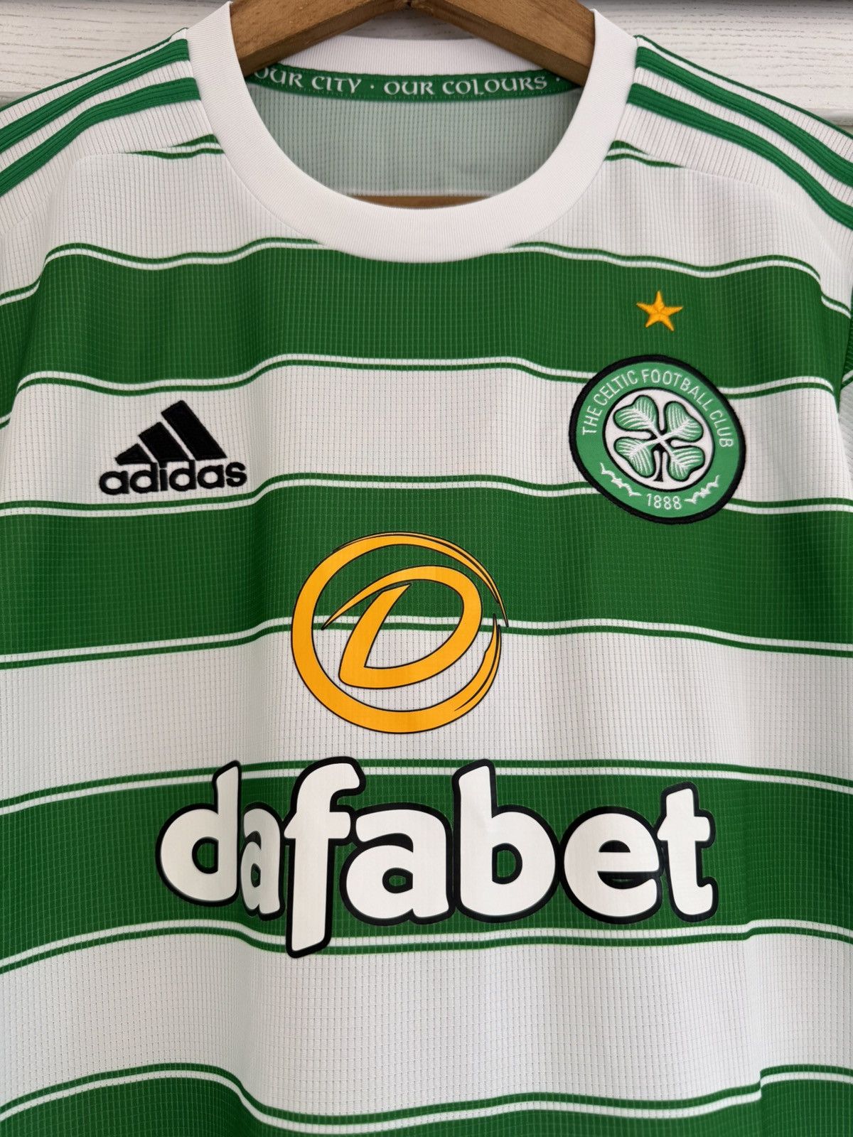 Adidas Celtic 2021-2022 Home Soccer Jersey Football Kit Shirt Size US M / EU 48-50 / 2 - 6 Thumbnail