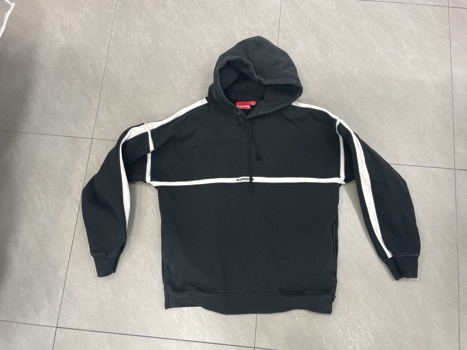 Supreme Warm Up Hoodie SS20 Black Large