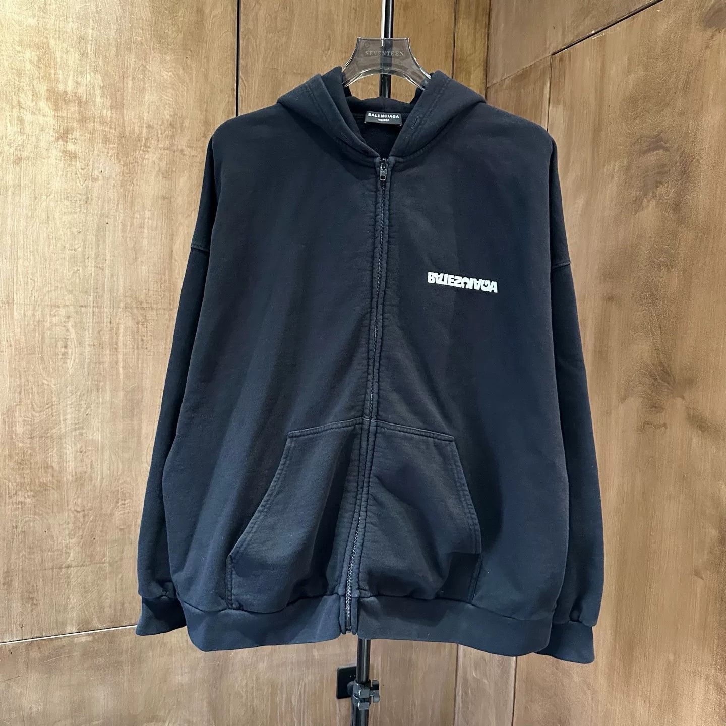 Balenciaga Balenciaga Black Hoodie M Women Size M / US 6-8 / IT 42-44 - 1 Thumbnail