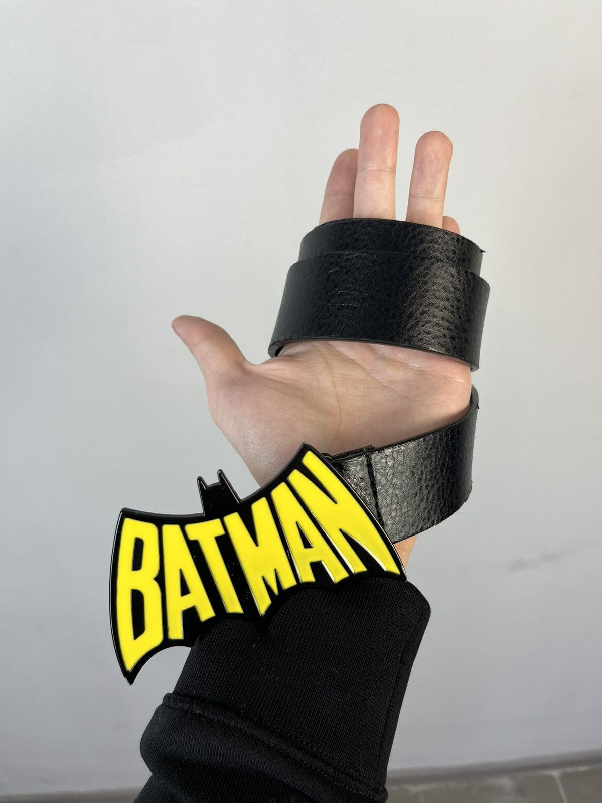 DC Comics Batman Y2K Vintage DC Faux Leather Belt Size 30 - 2 Thumbnail
