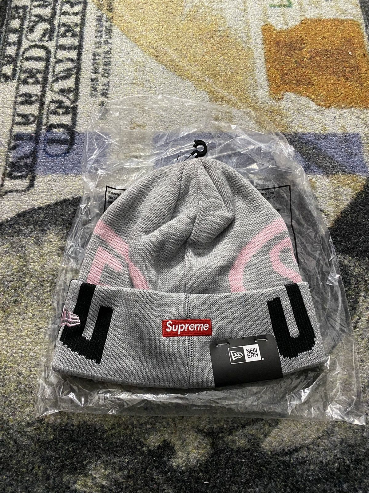 New Era × Supreme Supreme New Era 2-Tone Logo Beanie (FW21) Grey Size ONE SIZE - 3 Thumbnail