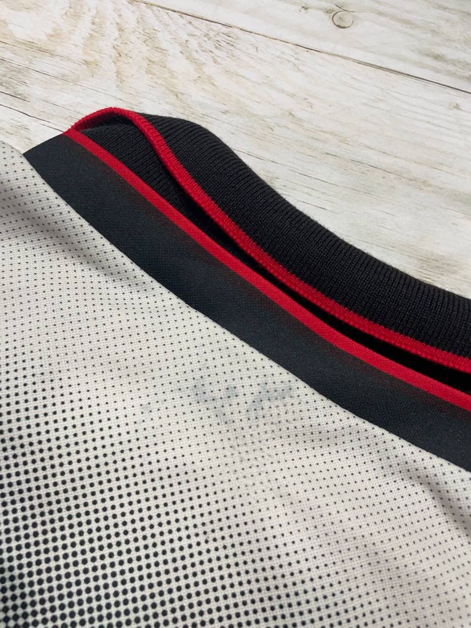 Lotto Sport Lotto AC Milan 1995 1996 Training Shirt Soccer Jersey Size US XL / EU 56 / 4 - 17 Thumbnail